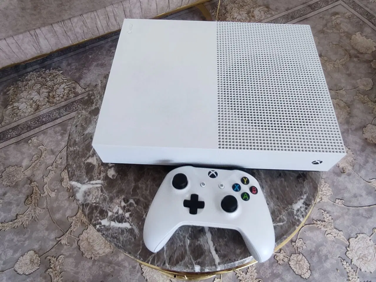 Xbox one s|کنسول، بازی ویدئویی و آنلاین|شیراز, احمدآباد|دیوار