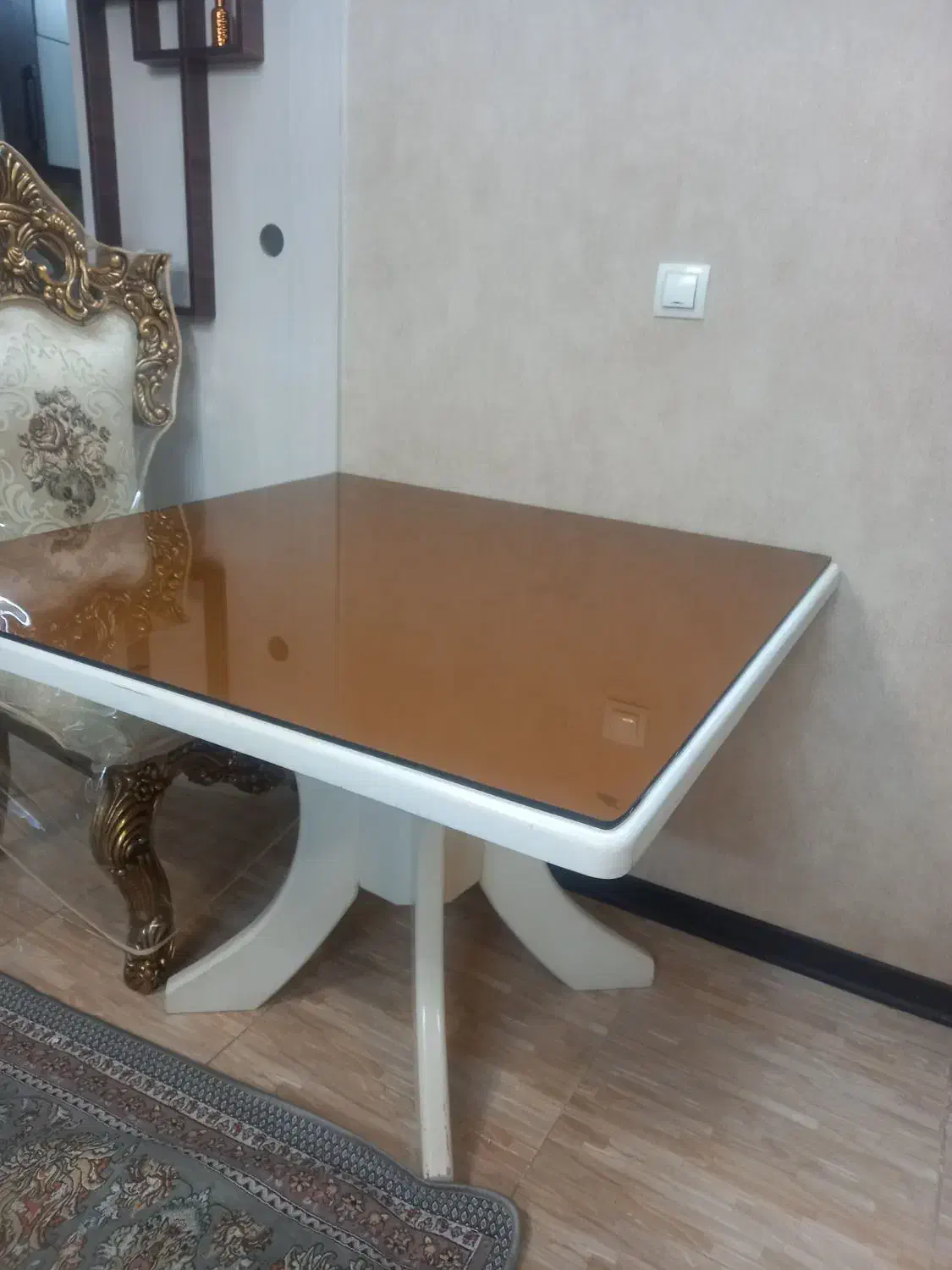 میز ناهارخوری چهار نفره ومینی بوفه|میز و صندلی غذاخوری|همدان, |دیوار