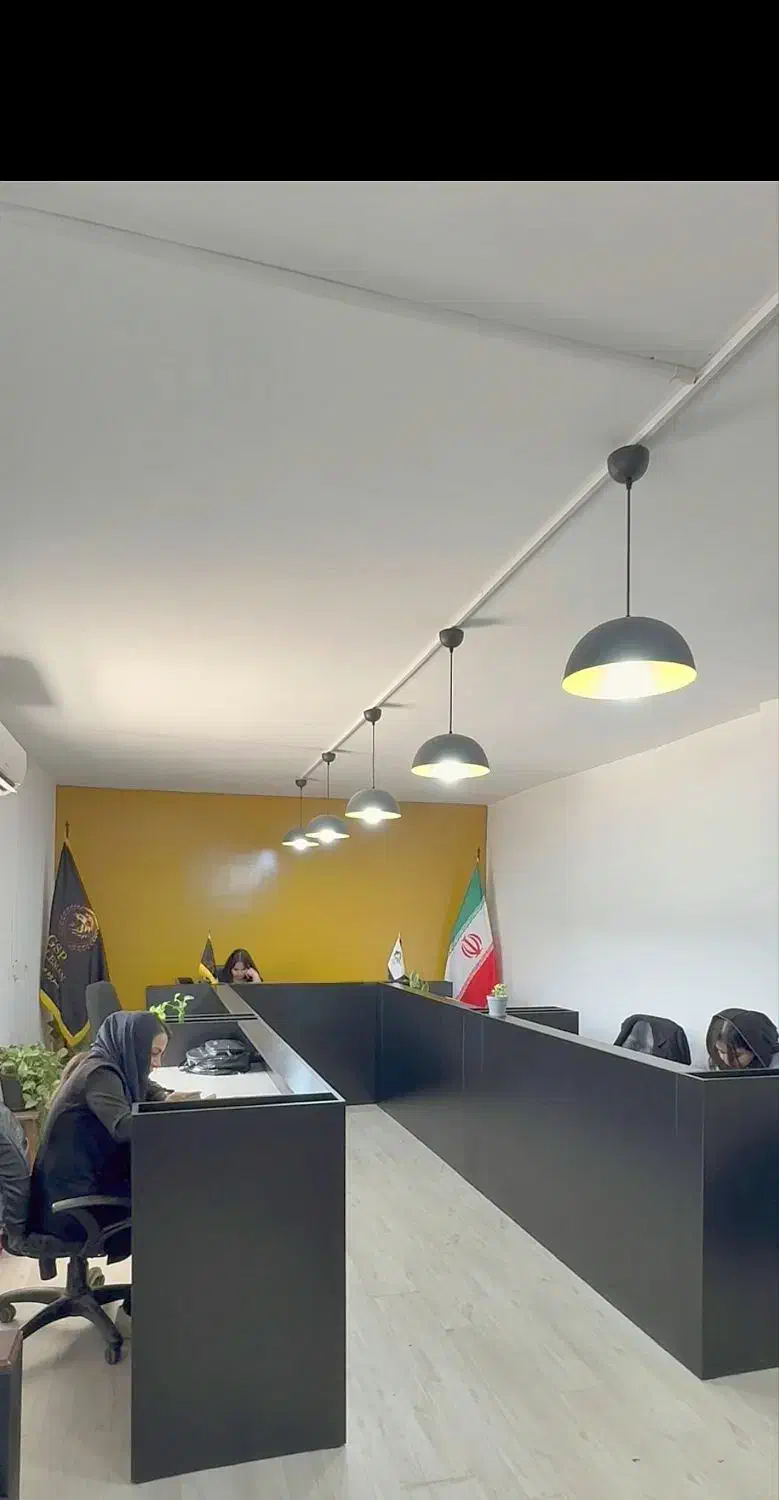 کارمند فروش با حقوق بالا|استخدام اداری و مدیریت|ورامین, شهرک صنعتی خیرآباد|دیوار