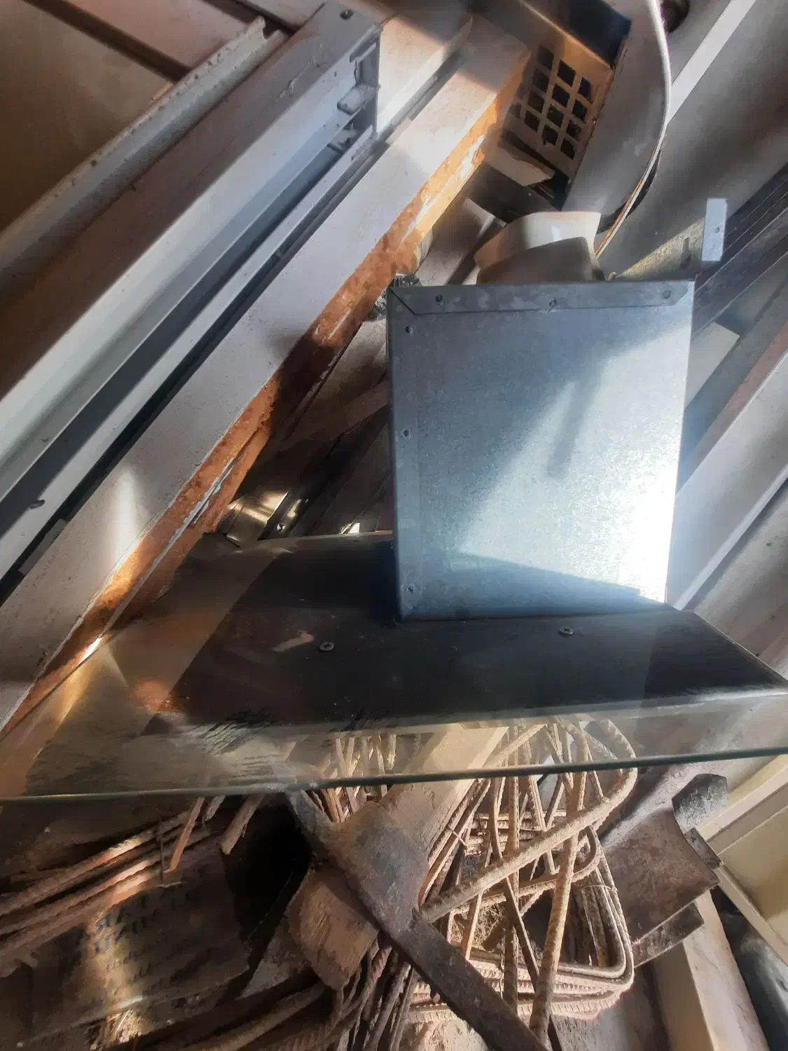 هود شیشه ای|هود|رویان, |دیوار