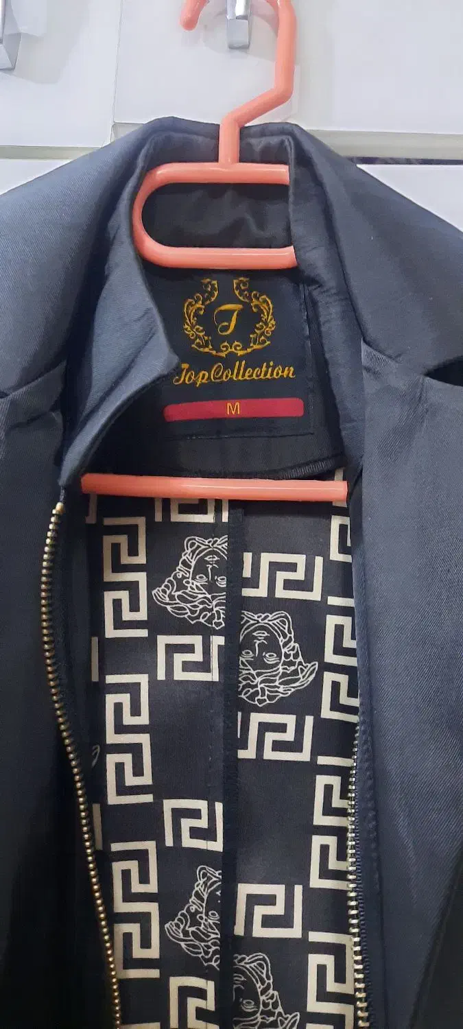 بارانی|لباس|اردبیل, |دیوار