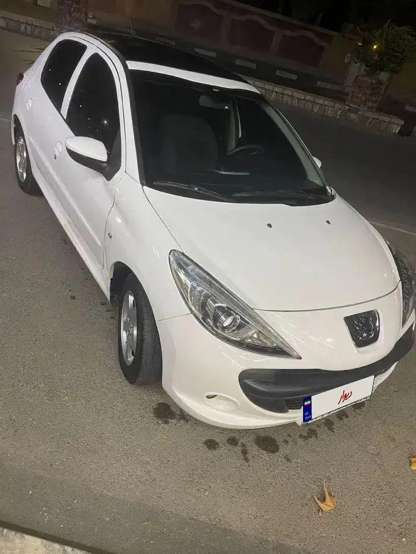 پژو۲۰۷ پاناروما دنده مدل۱۴۰۳|خودرو سواری و وانت|مشهد, وکیلآباد|دیوار