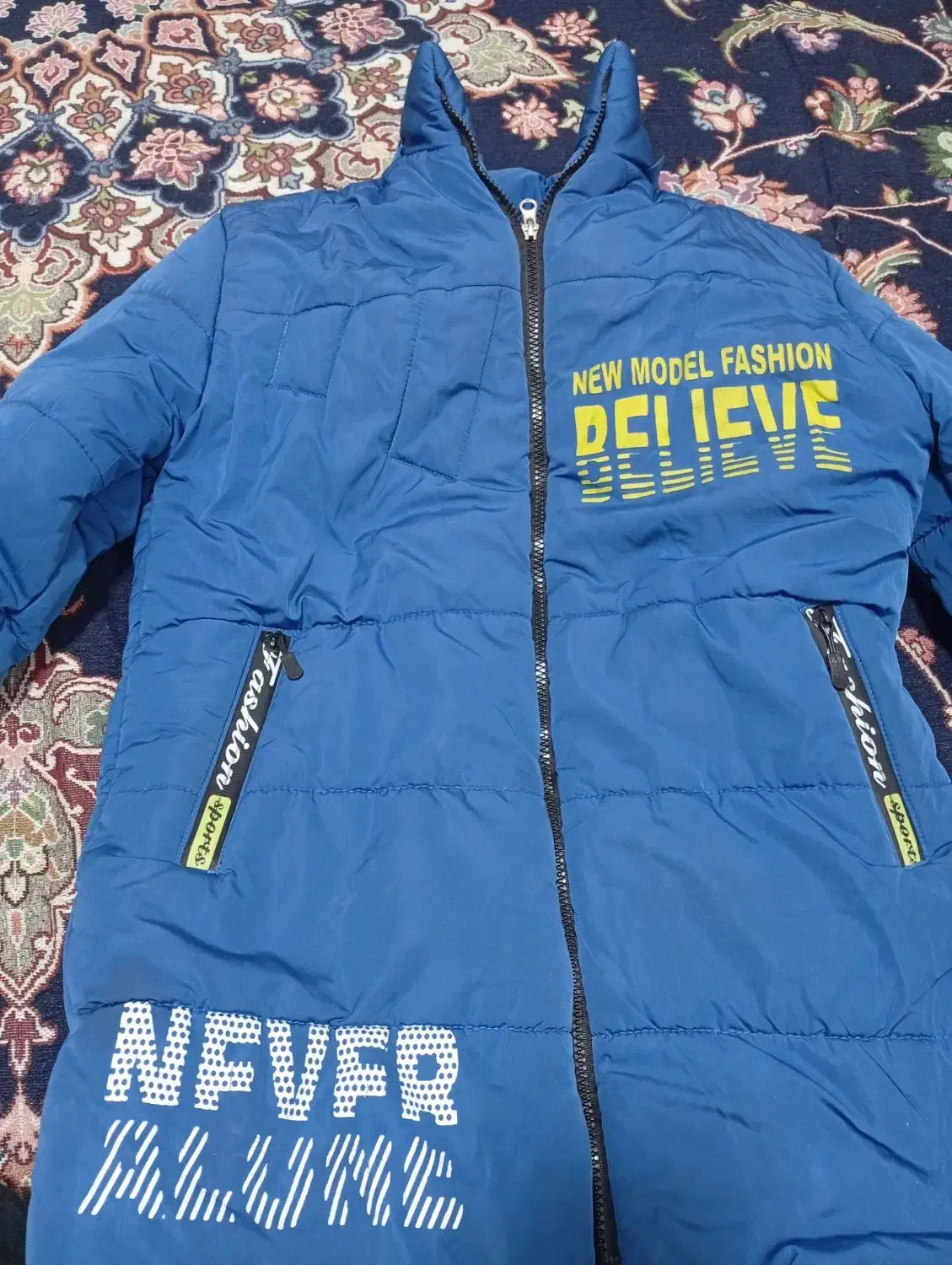 کاپشن|لباس|زنجان, |دیوار