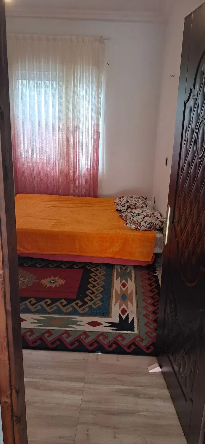 اجاره شبانه ویلا تمیز برای خانواده و استادکاران|اجارهٔ کوتاه‌مدت ویلا و باغ|رویان, |دیوار