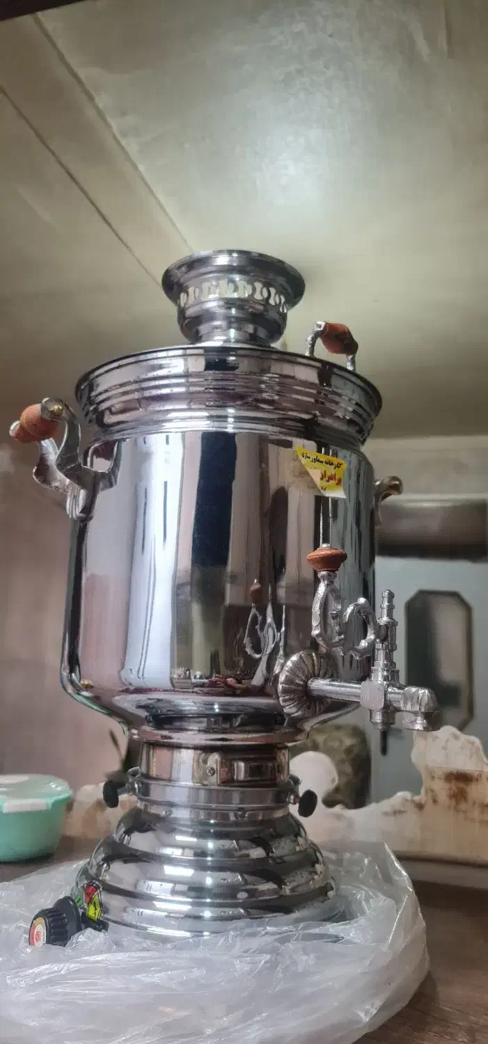 سماور مجلسی بزرگ|سماور، چایساز، قهوهساز|مراغه, |دیوار