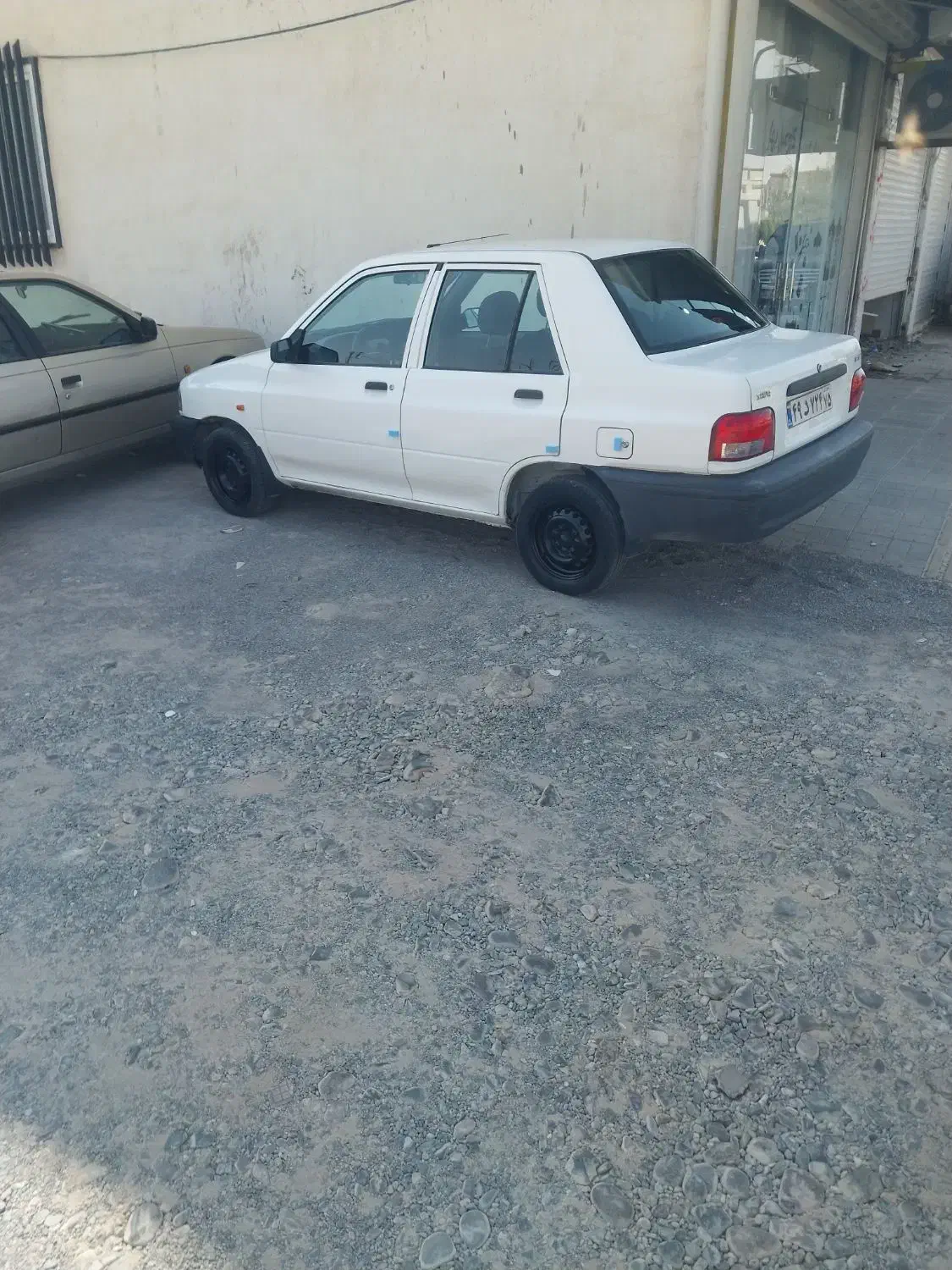 پراید کم کارکرد خانگی  فوق العاده تمیز|خودرو سواری و وانت|جیرفت, |دیوار