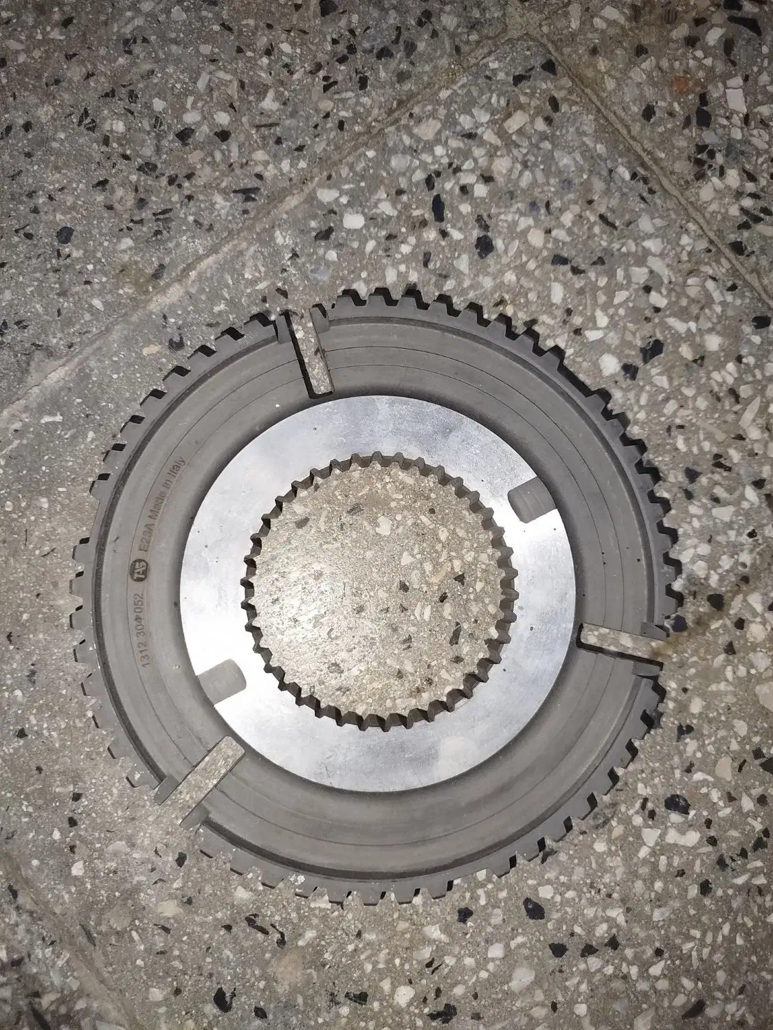 چرخ دنده ماشین سنگین تریلی کشنده ،باری|قطعات یدکی و لوازم جانبی|بروجرد, |دیوار