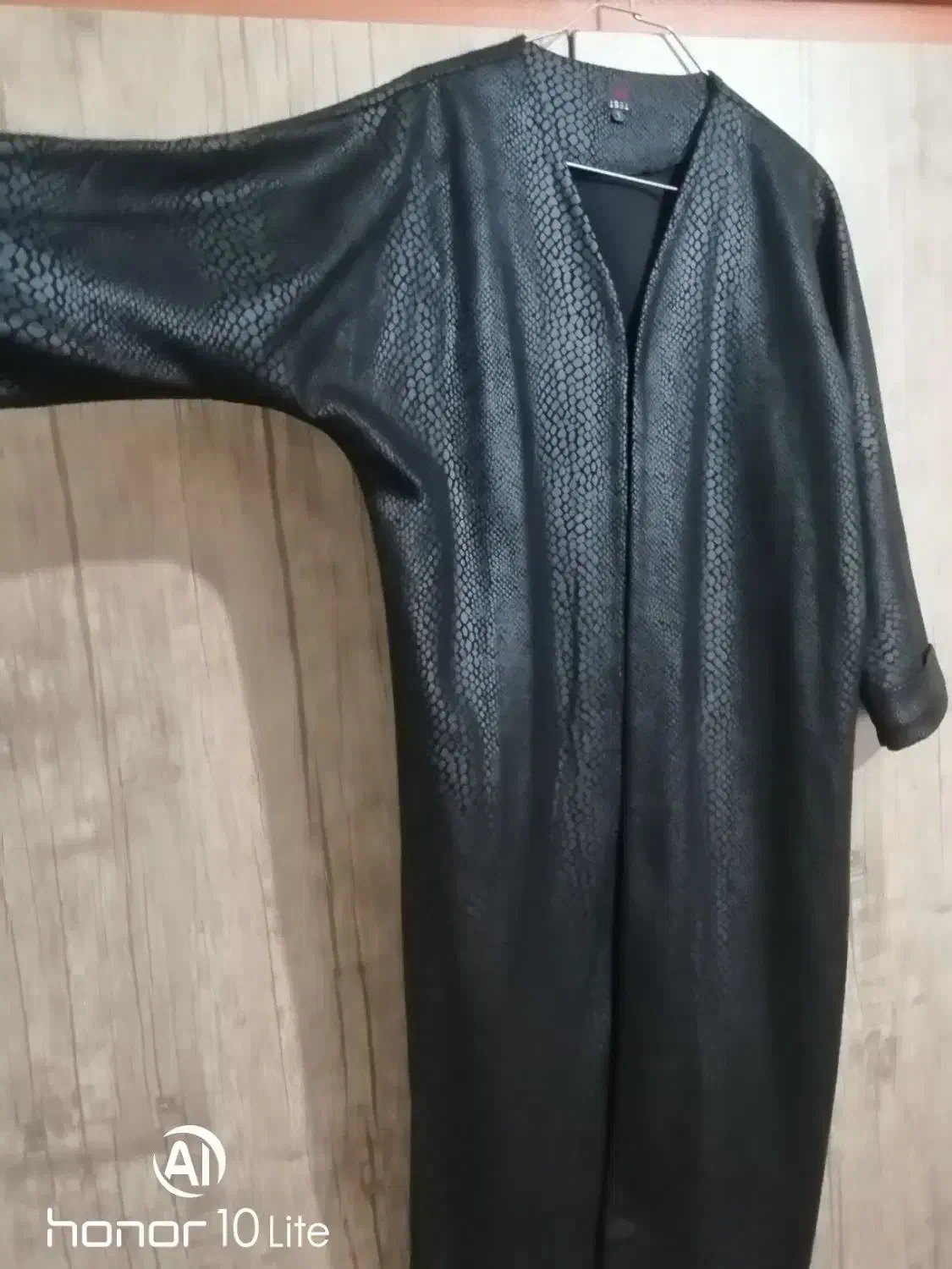 بارونی|لباس|تربت‌حیدریه, شهرک ولیعصر|دیوار