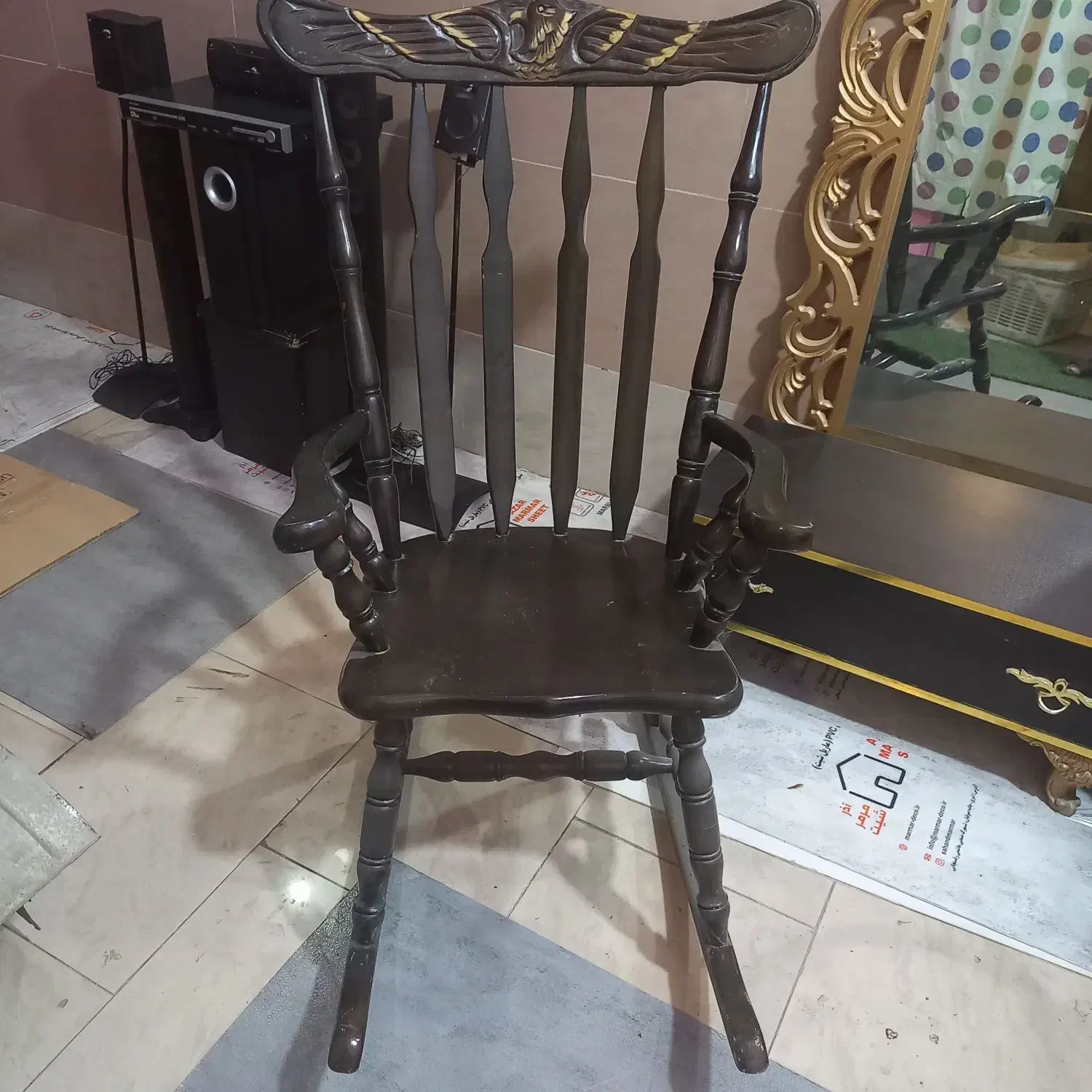 لوازم خانگی|صندلی و نیمکت|کرج, حصارک بالا|دیوار