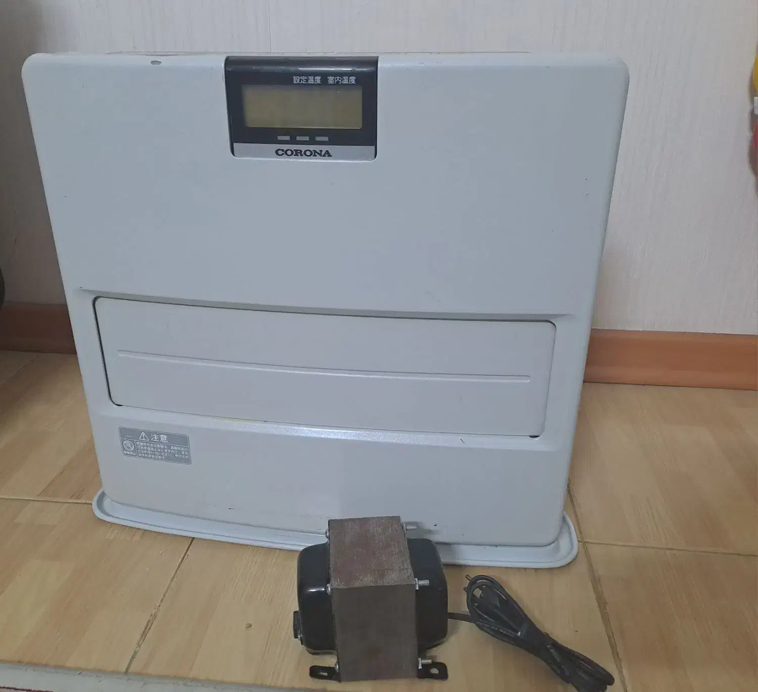 بخاری نفتی ژاپنی بسیار تمیز و سالم|بخاری، هیتر، شومینه|مشهد, شهید فرامرز عباسی|دیوار