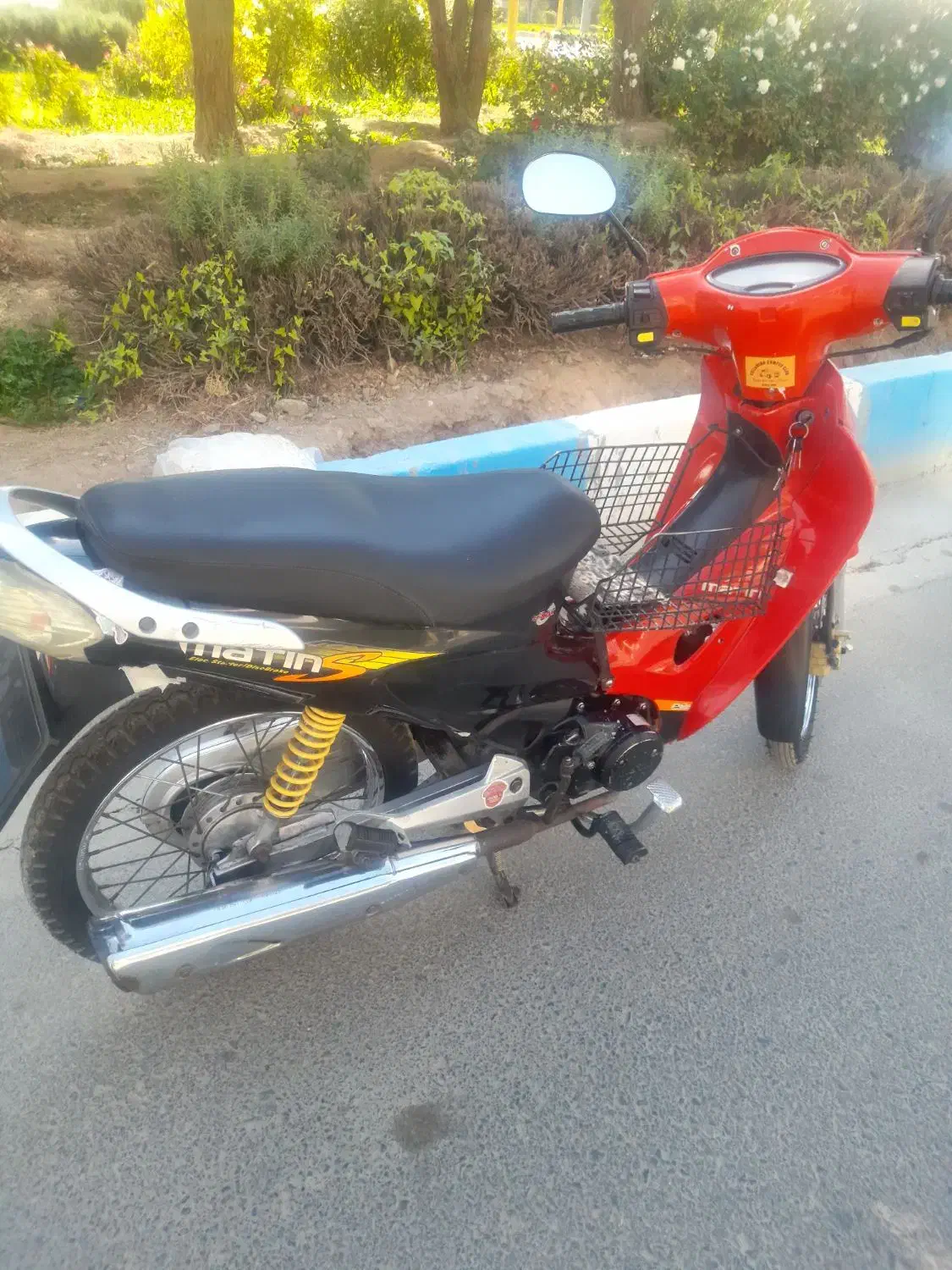 فروش موتوربیکلاچ ۱۲۵سی سی متین مدل ۱۳۹۱به رنگ قرمز|موتورسیکلت|شاهین‌شهر, خبرنگار|دیوار