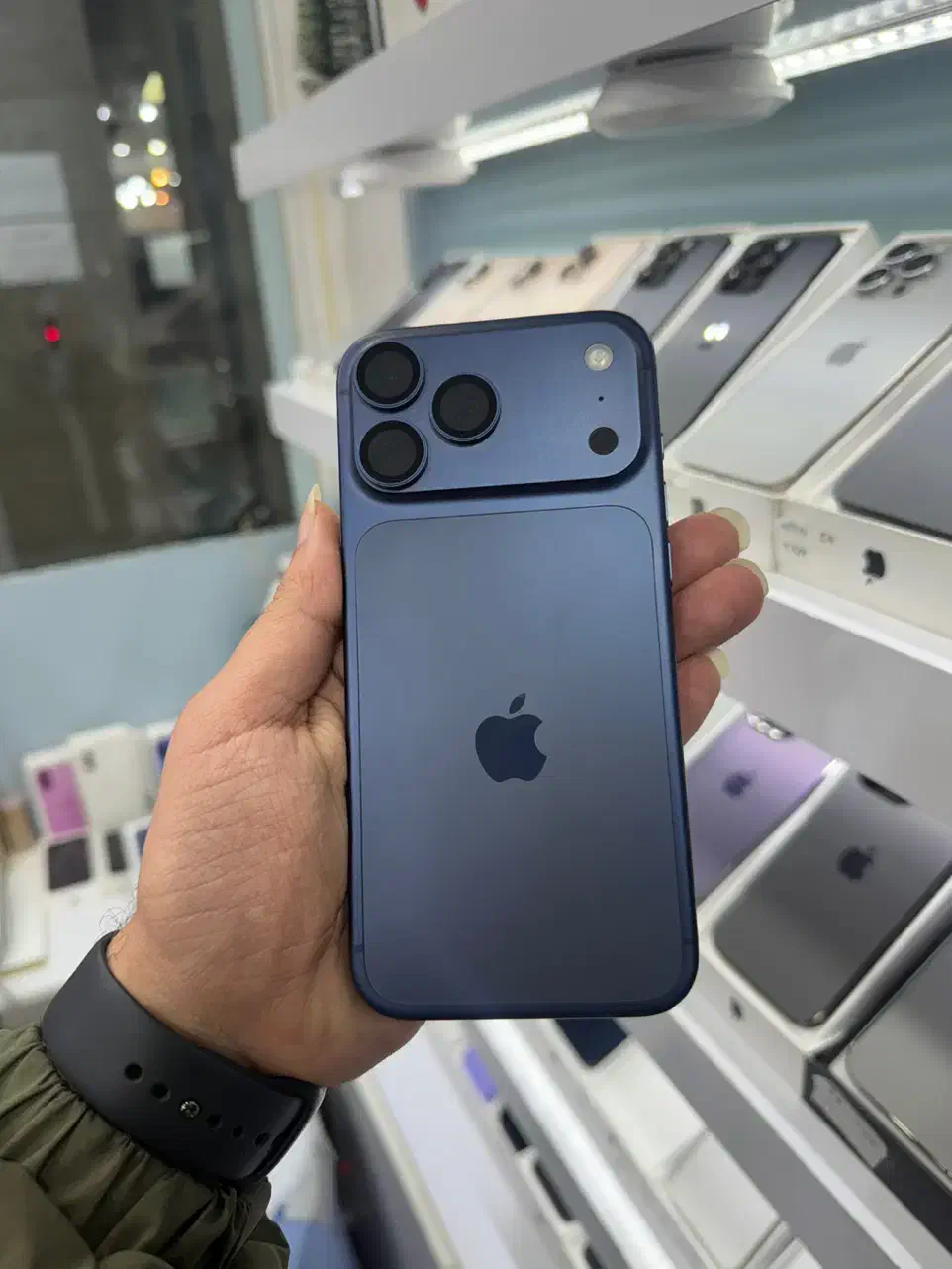 اپل آیفون 17 promax باطری ۱۰۰  سایکل ۴۵|موبایل|گرگان, |دیوار