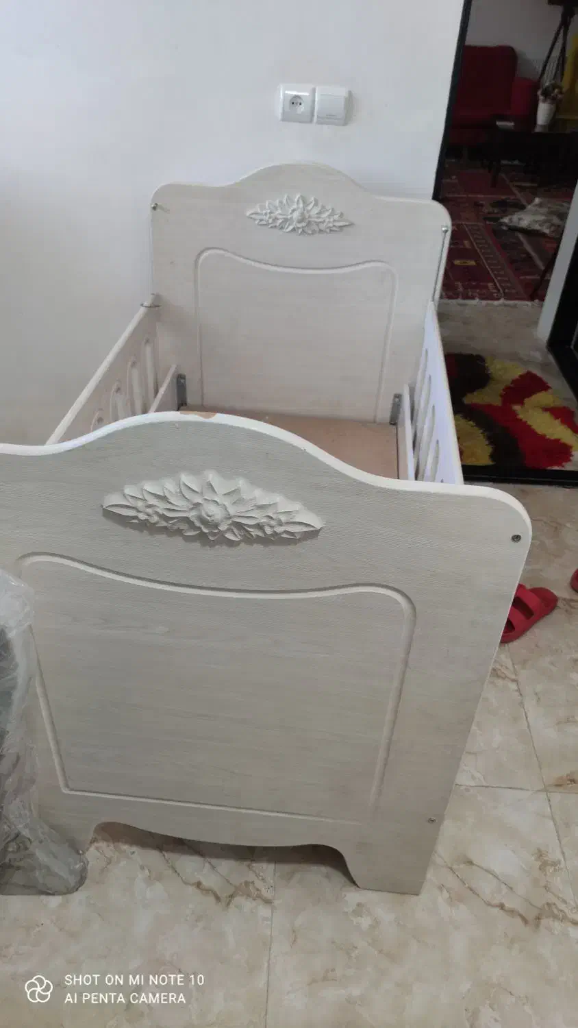 تخت کودک|تخت و صندلی بچه|پاکدشت, حصار امیر|دیوار