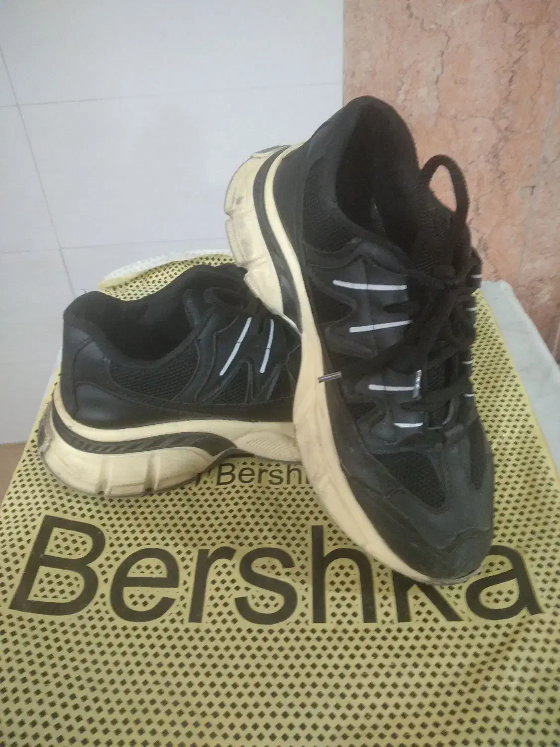 کفش زنانه اسپرت|کیف، کفش، کمربند|کرمانشاه, |دیوار