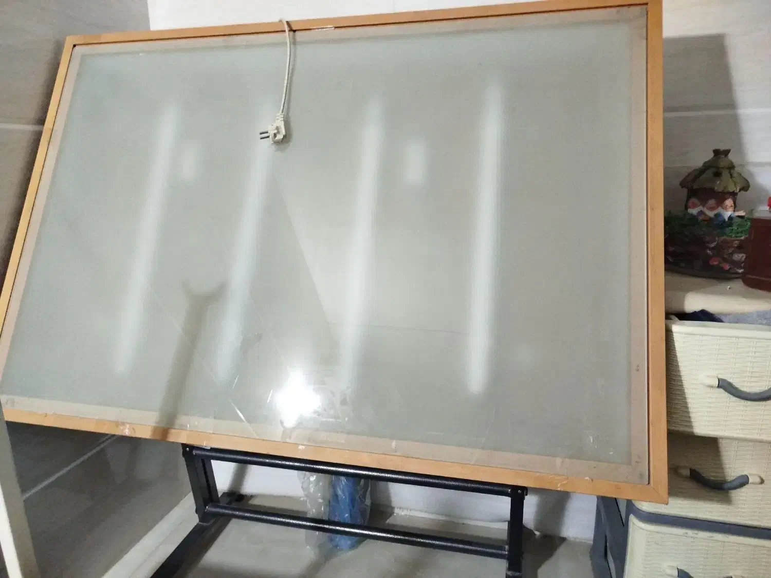 میز نور|میز تحریر و کامپیوتر|بروجرد, |دیوار