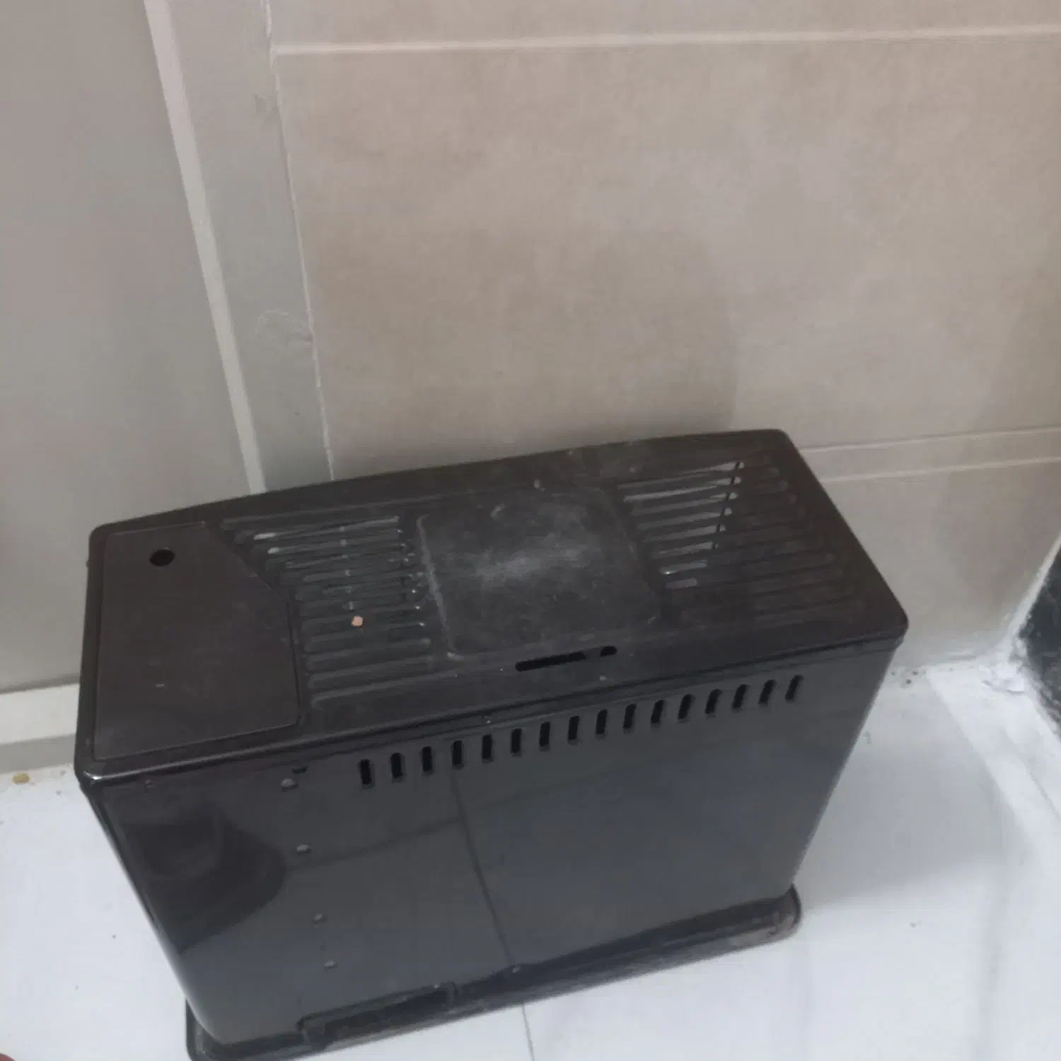 ت ی و س ت|بخاری، هیتر، شومینه|زاهدان, |دیوار