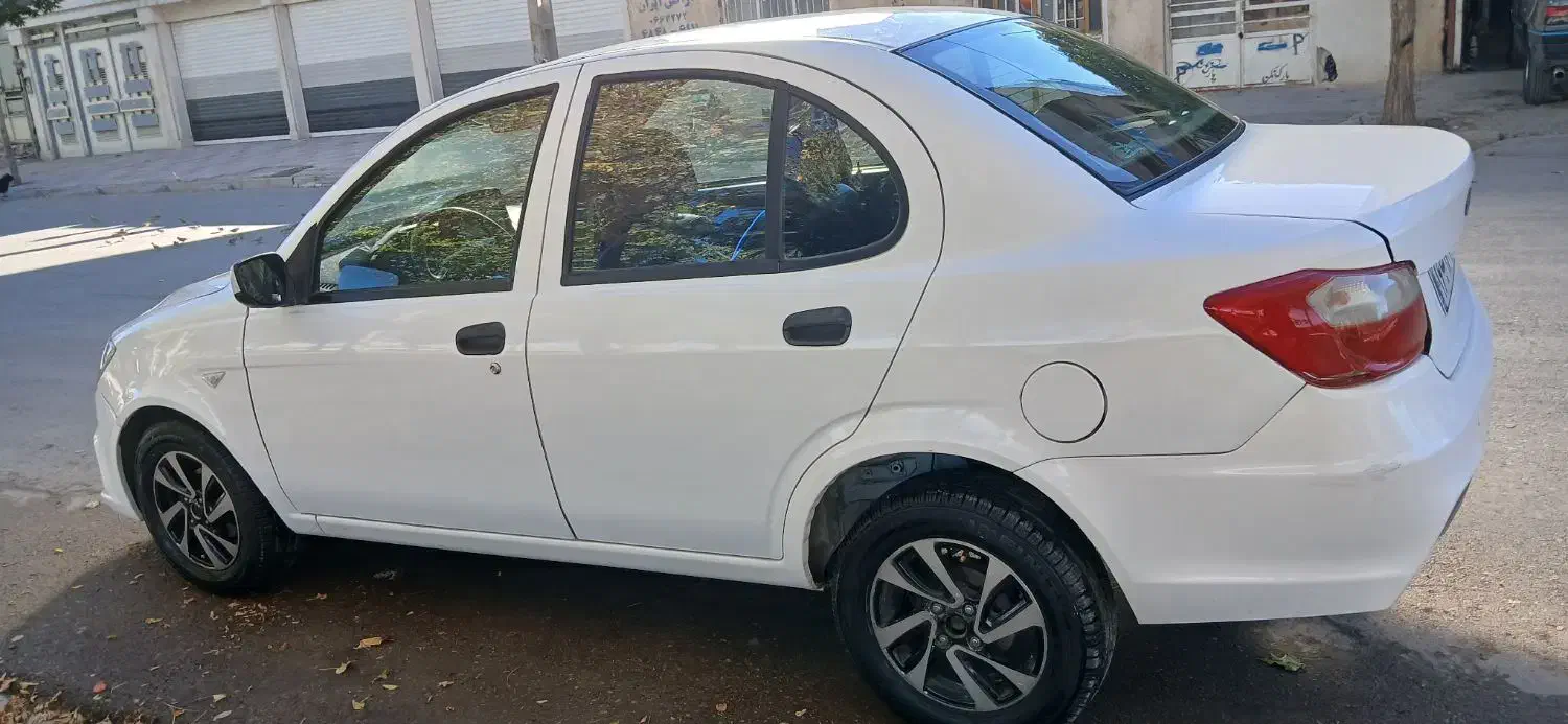 ساینا s۱۴۰۰|خودرو سواری و وانت|نورآباد, |دیوار