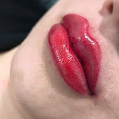 برای رژلب میکاپ ورنگ...مدل نیاز مندیم دونفر روز|خدمات آرایشگری و زیبایی|اردبیل, |دیوار