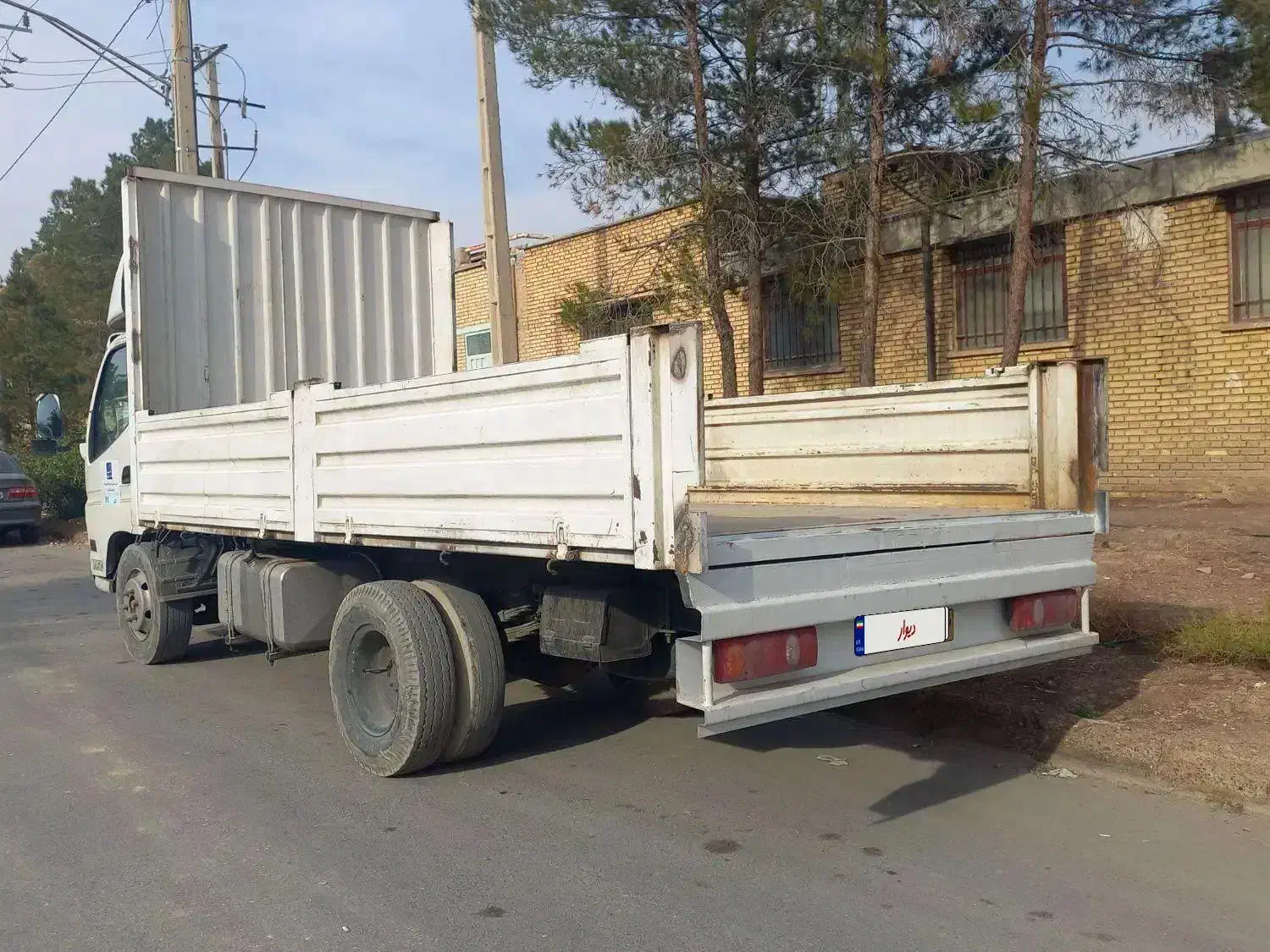 اتاق بغل باز شو ۶ تن درجه یک تمیز|خودرو سنگین|حبیب آباد, |دیوار