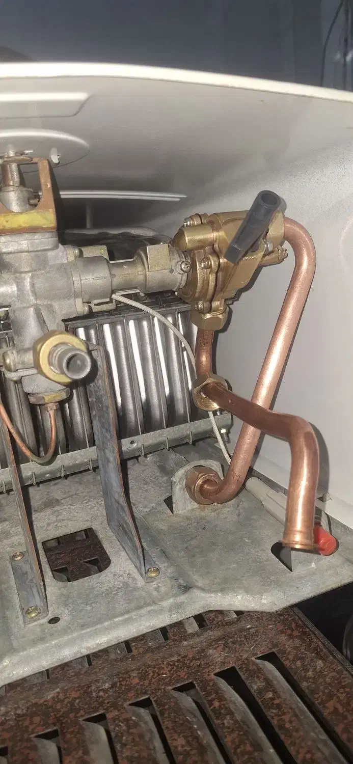 ابگرمکن ۳۱۱۵ بوتان سرویس شده|آبگرمکن، پکیج، شوفاژ|شاندیز, |دیوار