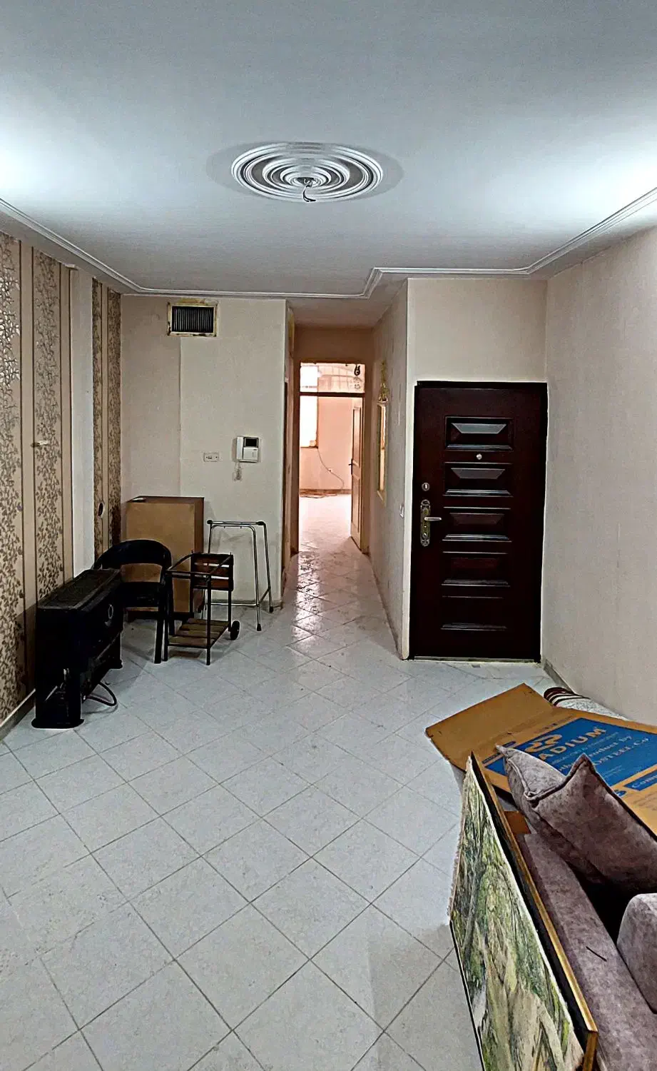 اجاره ۵۵ متری/با پارکینگ/حیاط مستقل/کریمشاهیان|اجارهٔ آپارتمان|تهران, پرستار|دیوار