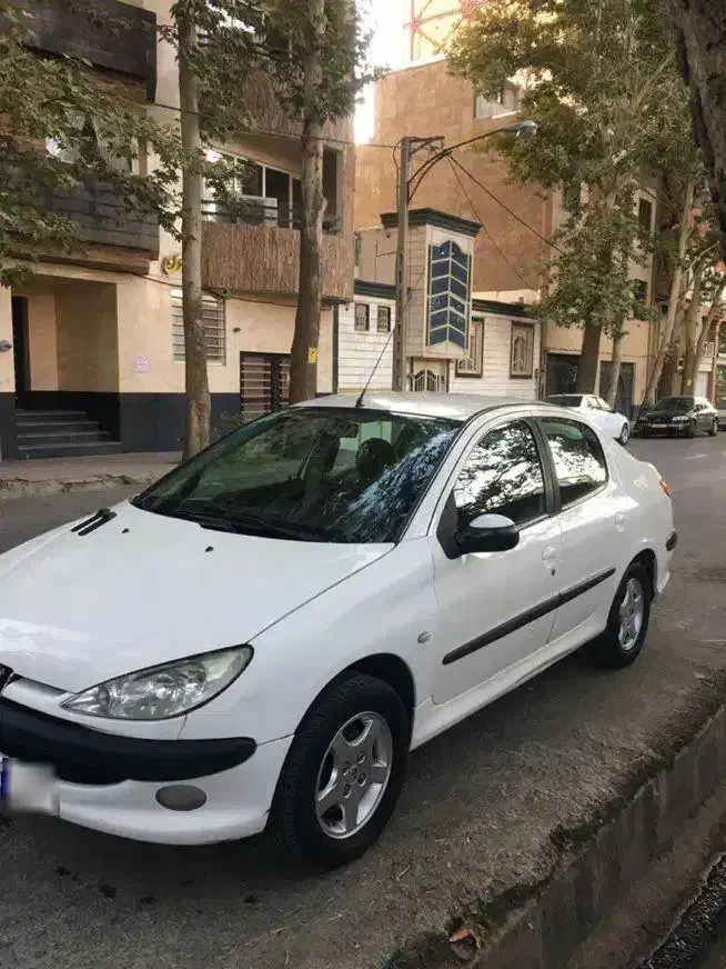 پژو ۲۰۶ v8 sd سالم|خودرو سواری و وانت|ملایر, |دیوار