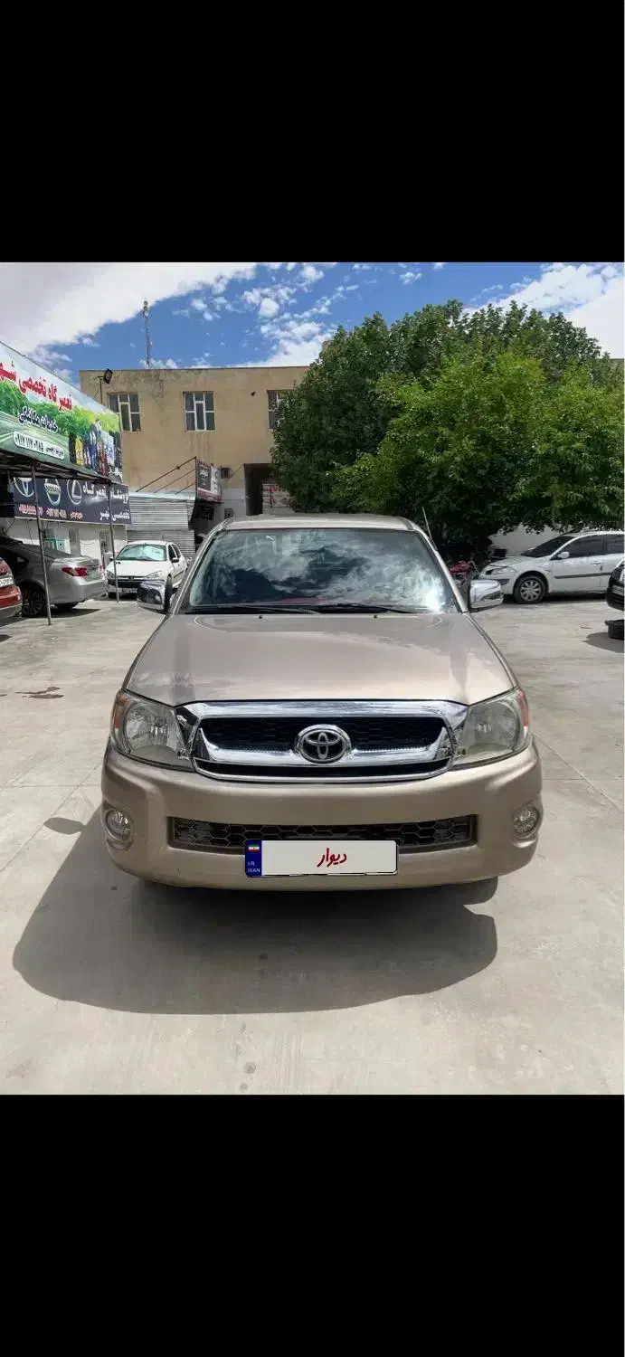 هایلوکس ۲۰۰۶ بژ|خودرو سواری و وانت|شیراز, درکی|دیوار