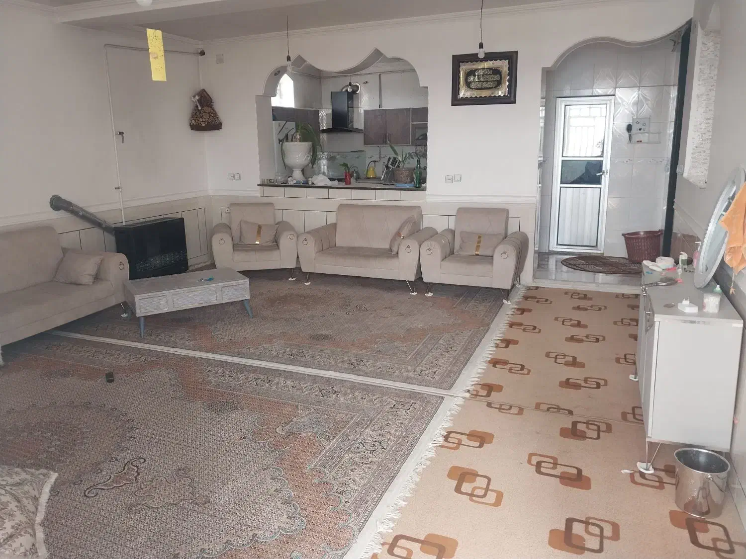 رهن منزل طبقه دوم .پایین ترازپارک کودک .|اجارهٔ خانه و ویلا|داراب, |دیوار