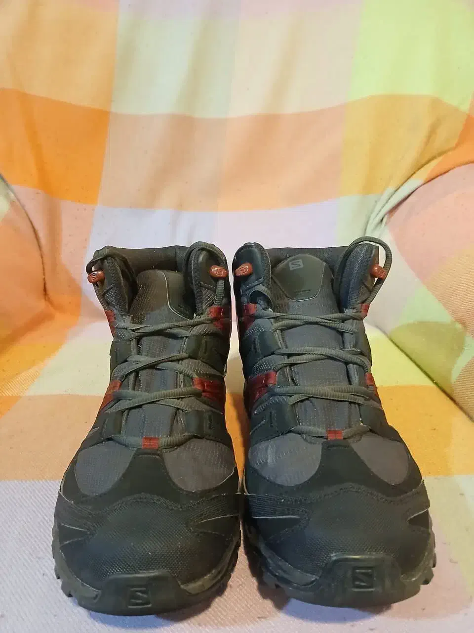 پوتین کوهنوردی سالامون|کوهنوردی و کمپینگ|هشتگرد, کوشک زر|دیوار