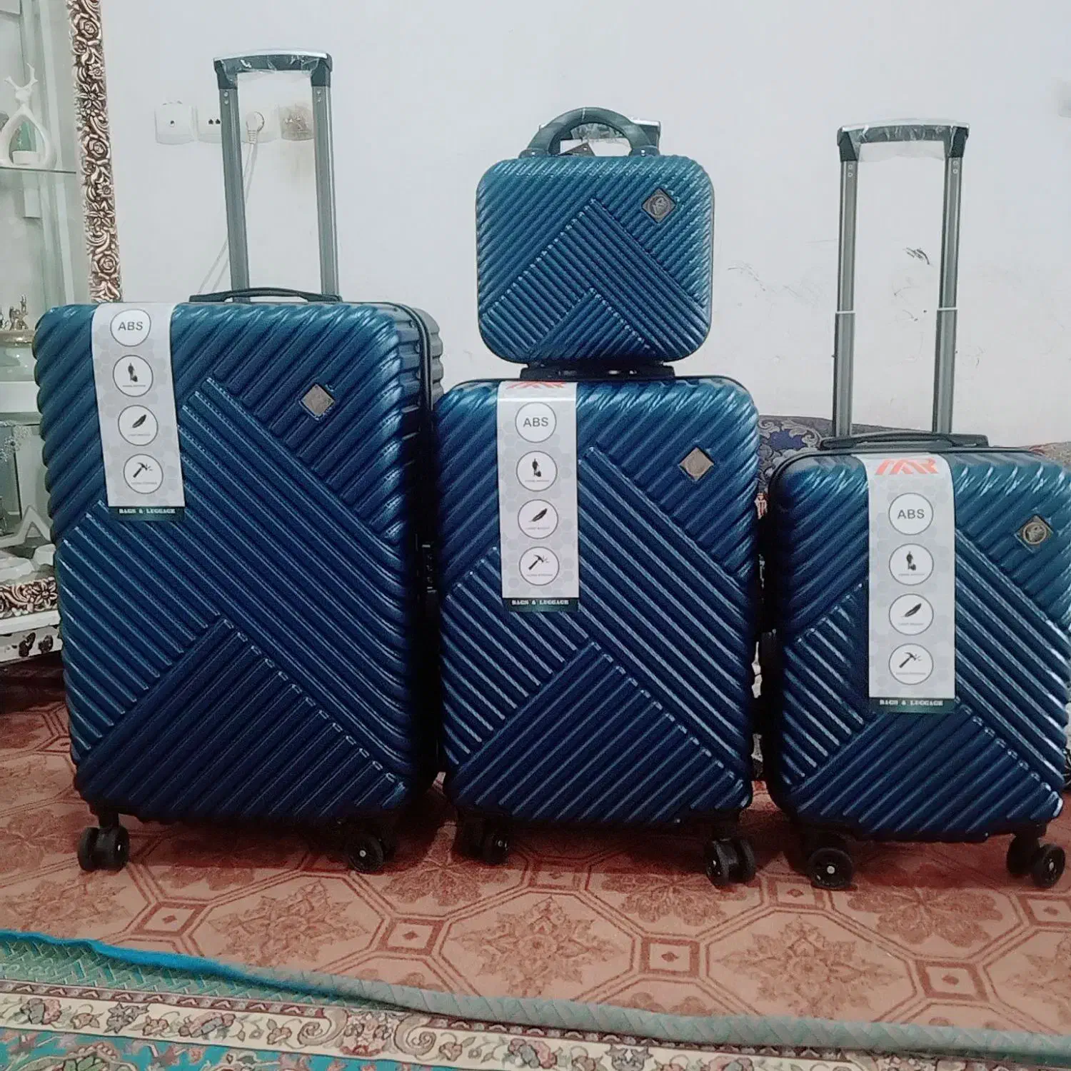 چمدان فایبر گلاس نو مستقیم از کارخانه|کیف، کفش، کمربند|پاکدشت, خاتون آباد|دیوار