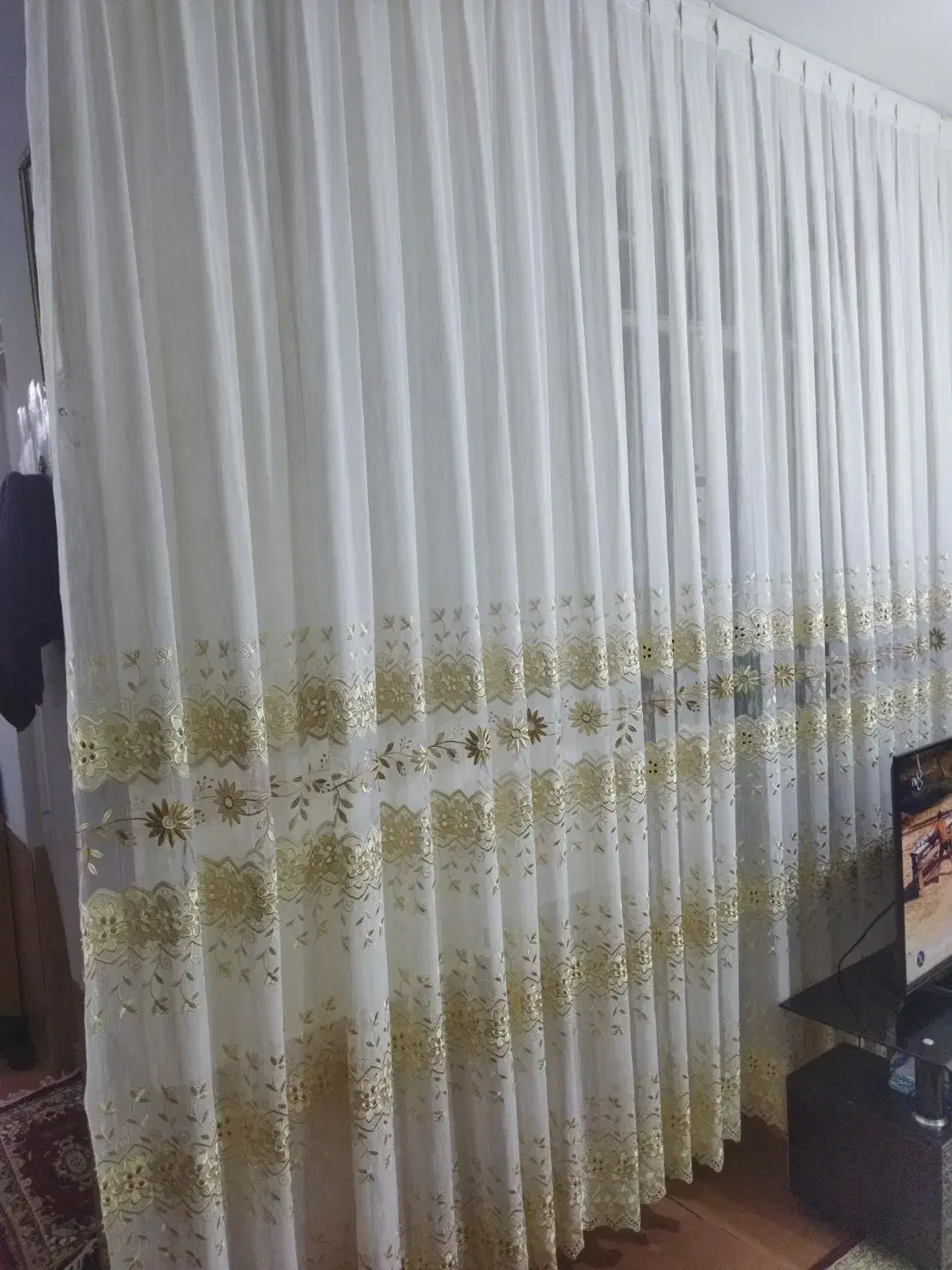 پرده|پرده، رانر، رومیزی|سیلوانه, |دیوار