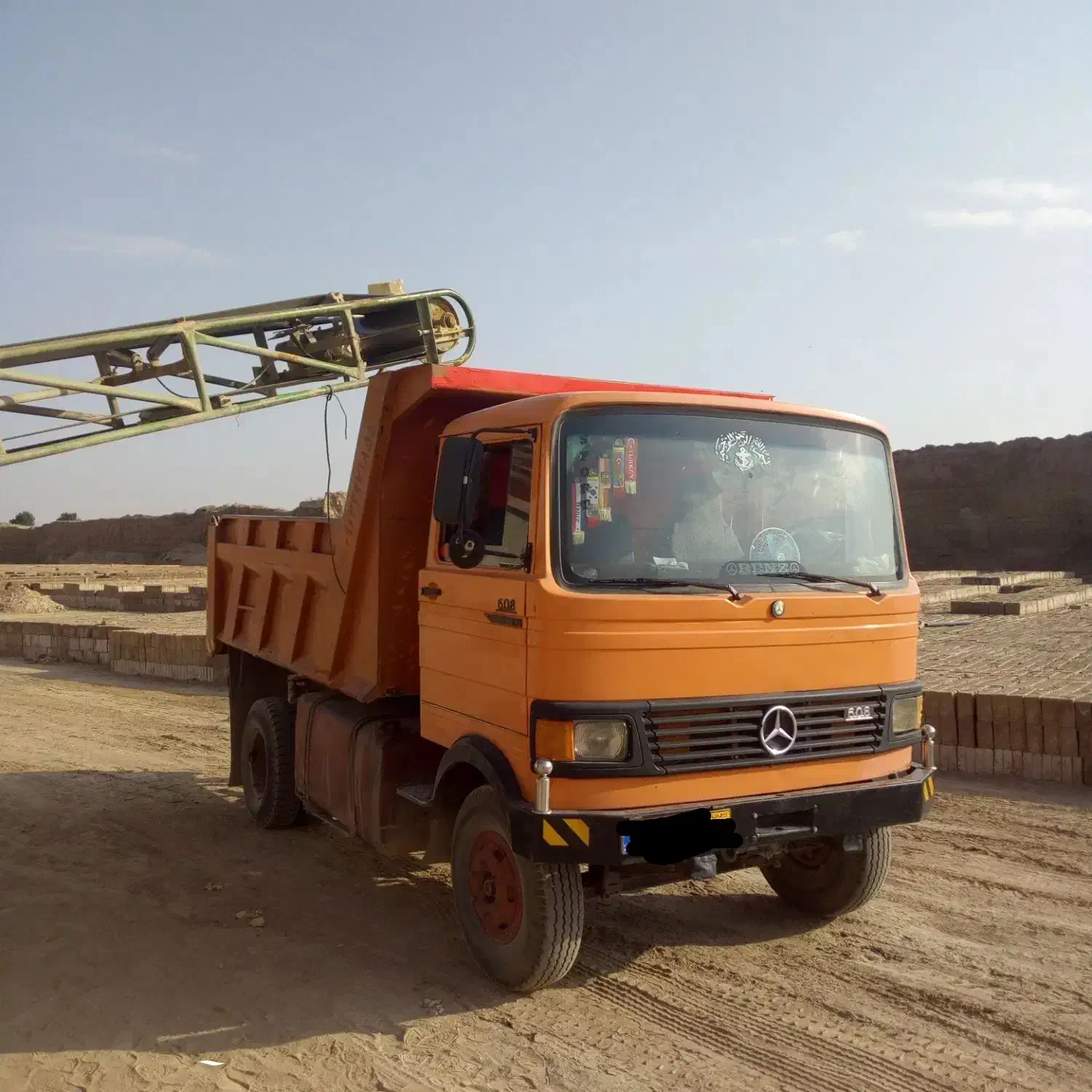 حمل شن شسته،آجر،ماسه بادی شیرین،نخاله ساختمانی|خدمات حمل و نقل|کرمان, |دیوار