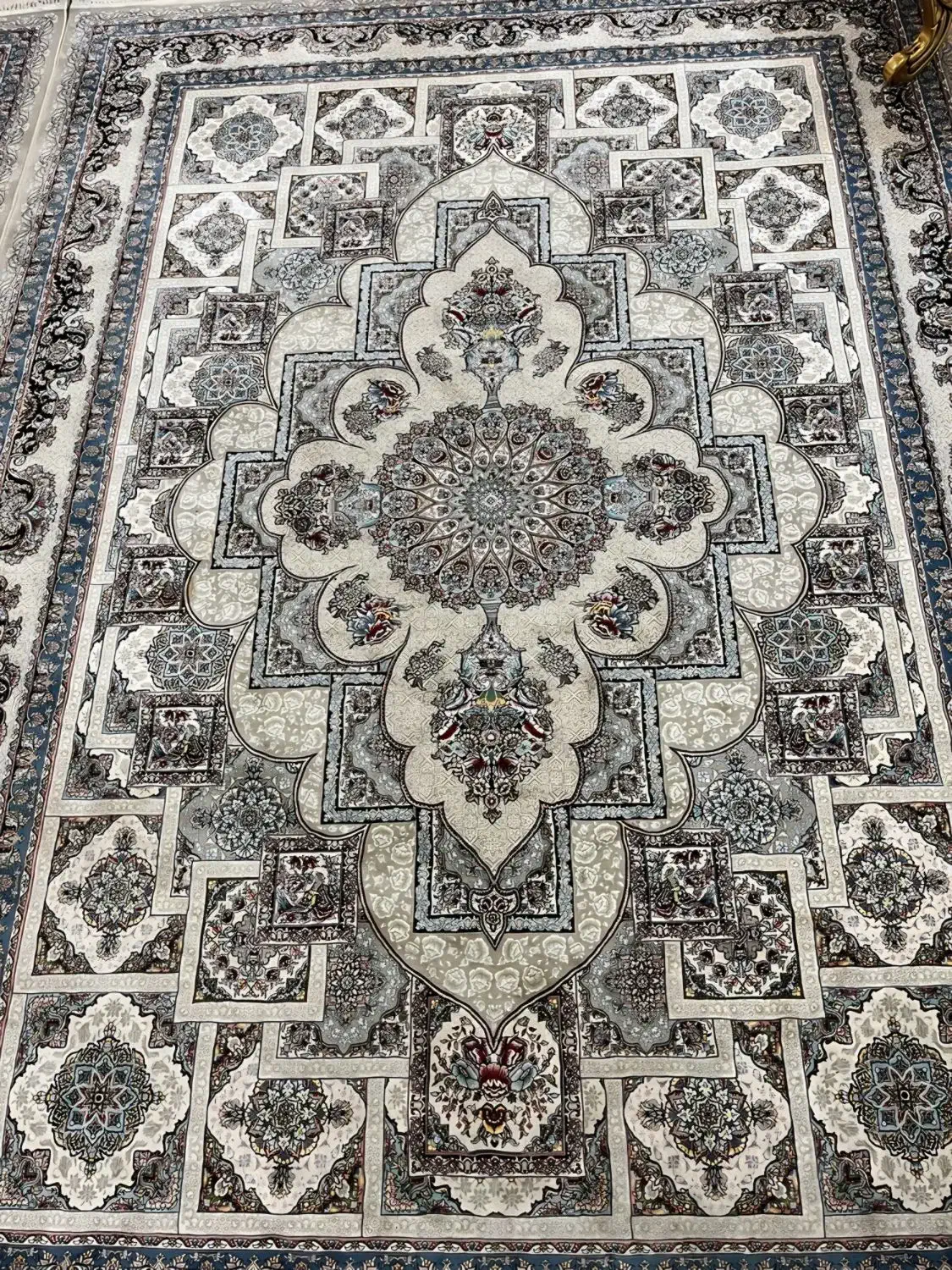 فرش|فرش|تربت‌حیدریه, پائین ولایت|دیوار