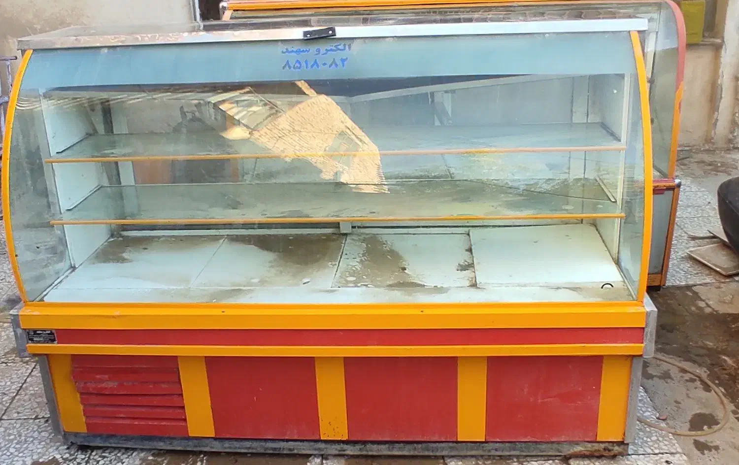 یخچال مغازه(قنادی)|فروشگاه و مغازه|زهک, |دیوار