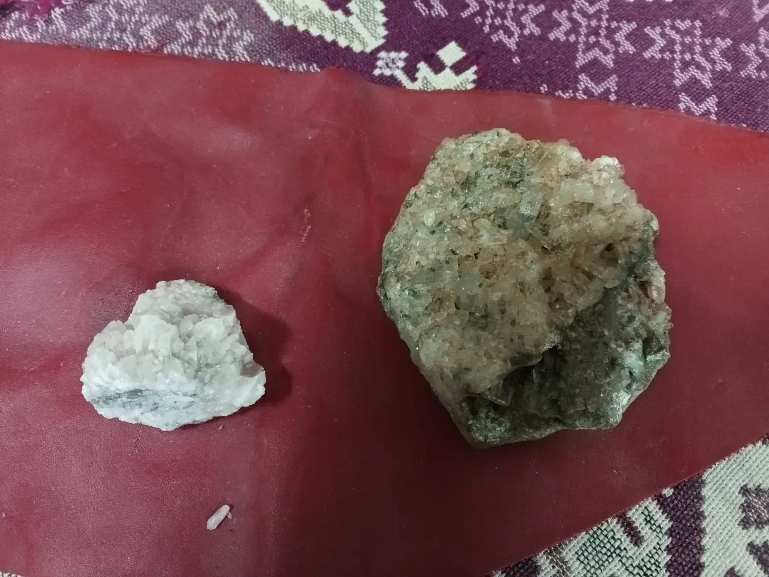 لطفاً هر کی خریدار سنگ است زنگ بزنه|کلکسیون اشیاء عتیقه|پردیس, فاز ۲|دیوار