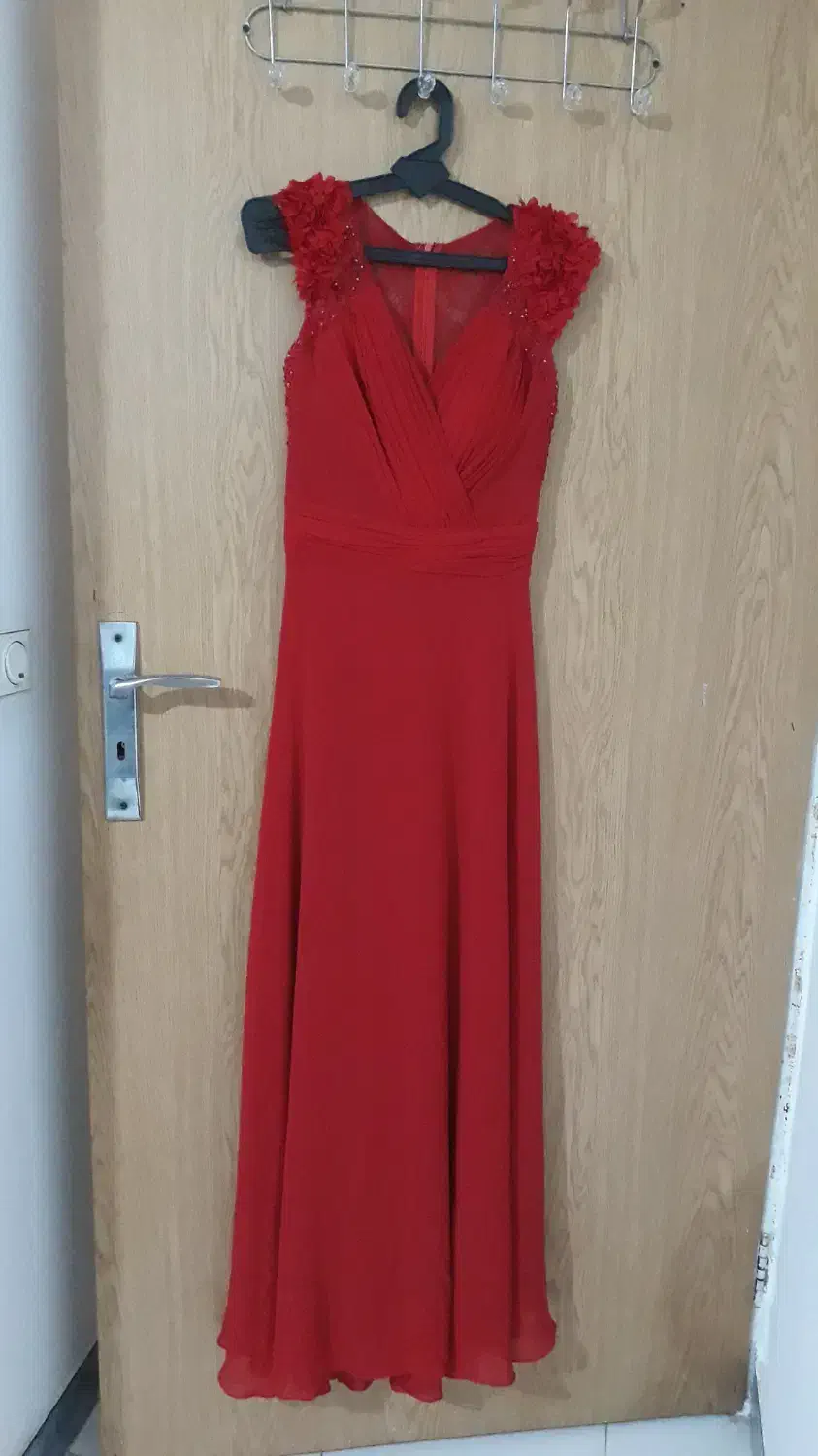 لباس مجلسی|لباس|رشت, دروازه لاکان|دیوار