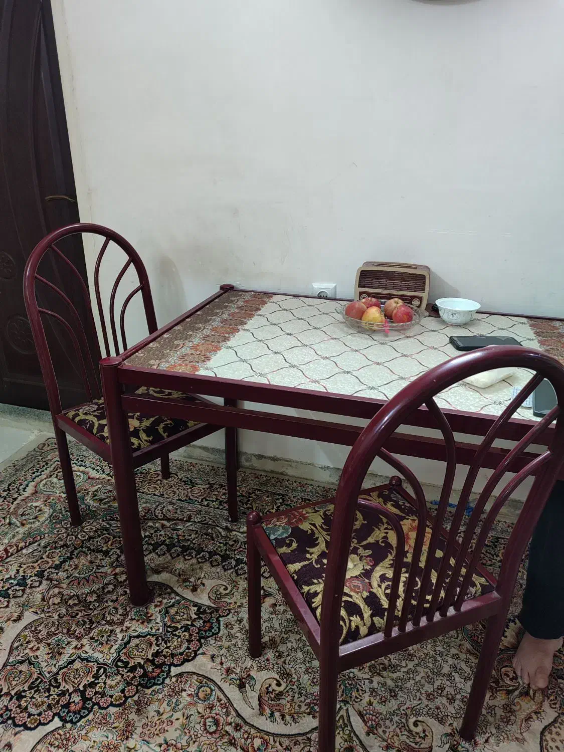 میزناهار خوری ۴ نفره|میز و صندلی غذاخوری|مشهد, شهرک ابوذر|دیوار