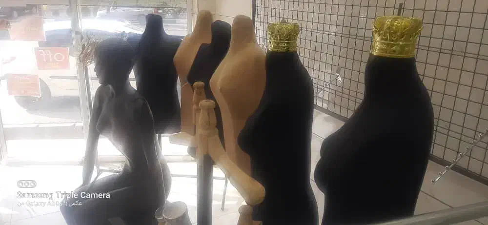 مانکن و چوب لباسی و دزدگیرلباس|فروشگاه و مغازه|رودهن, |دیوار