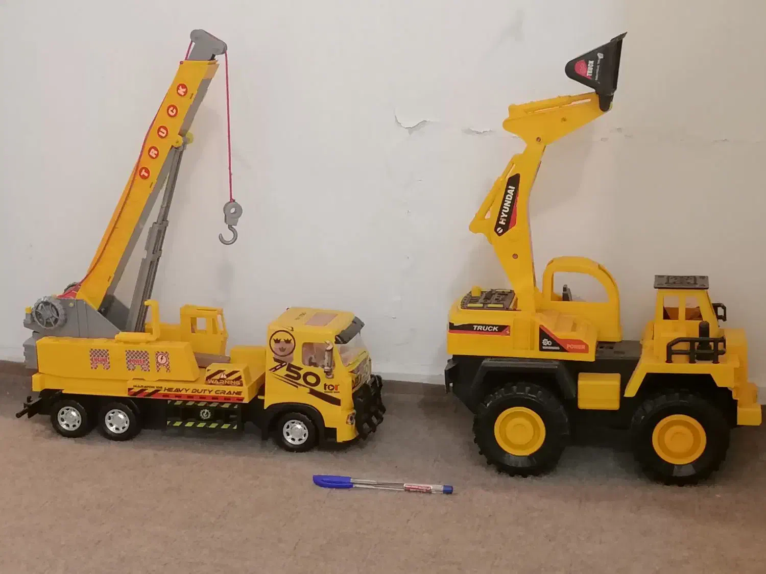 جرثقیل و....|اسباب‌بازی بچه|رشت, سعدی (تختی)|دیوار