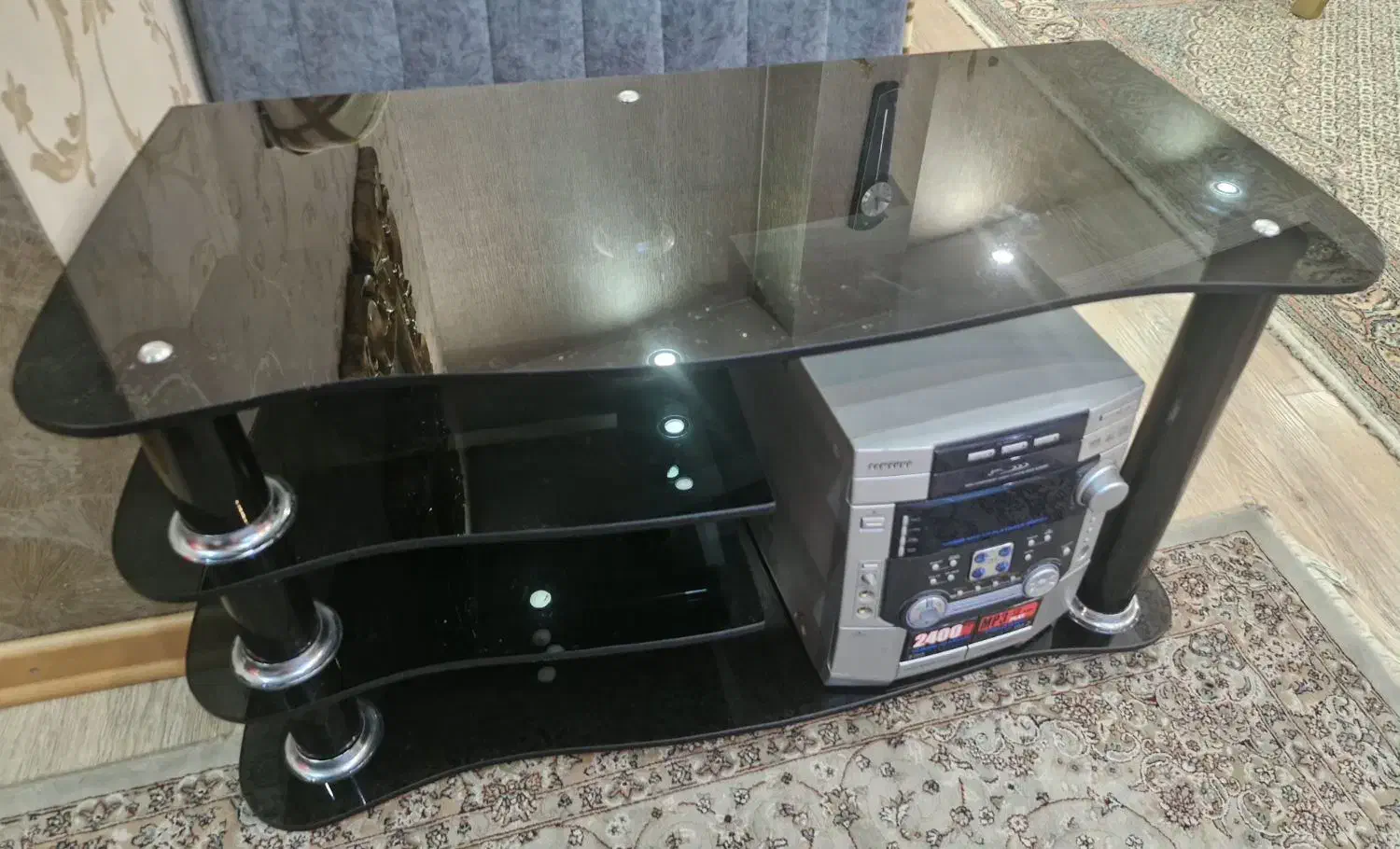 میز تلویزیون شیشهای|میز تلویزیون|تهران, منیریه|دیوار