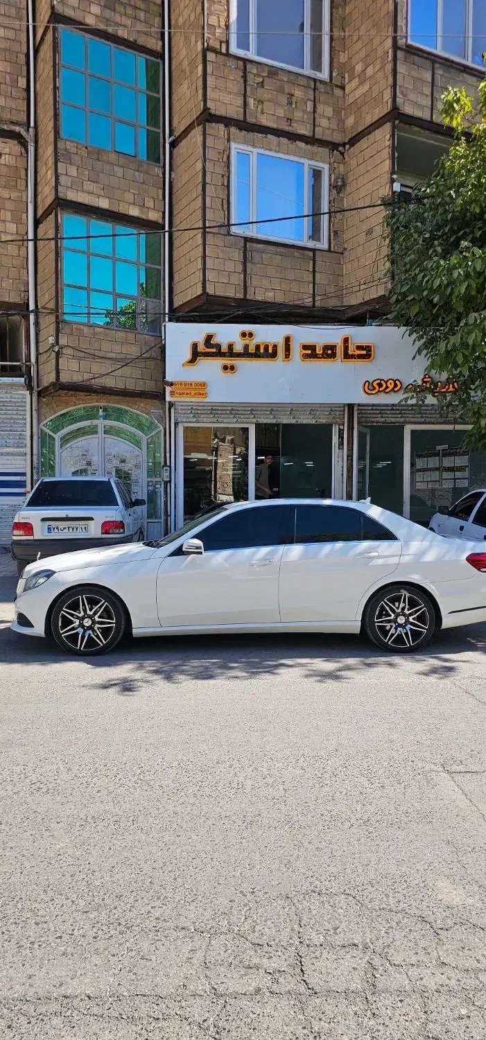 شاگرد نصب شیشه دودی|استخدام صنعتی، فنی، مهندسی|کرمانشاه, |دیوار