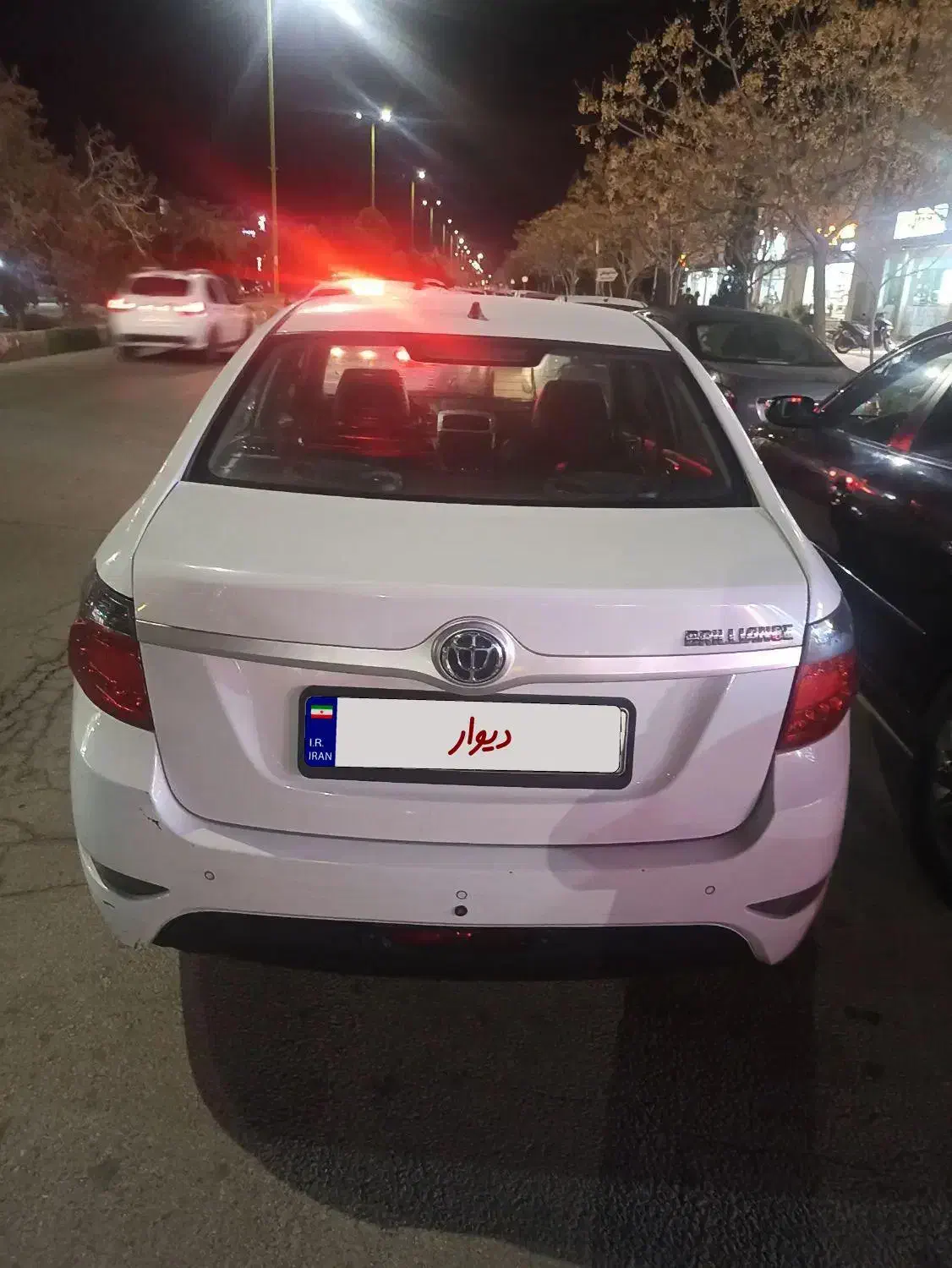 برلیانس 330 دنده ایی  96|خودرو سواری و وانت|اصفهان, بهارستان|دیوار