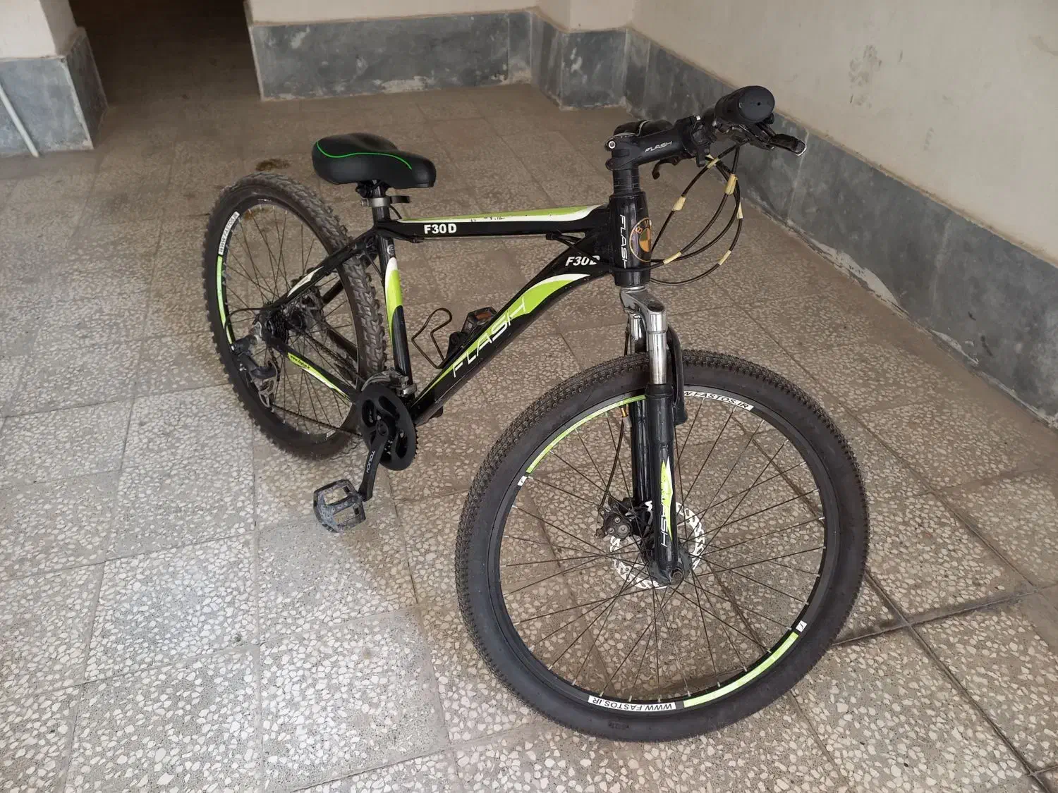 دوچرخه فلش خارجی آلمینیوم ۲۶|دوچرخه، اسکیت، اسکوتر|بجنورد, |دیوار