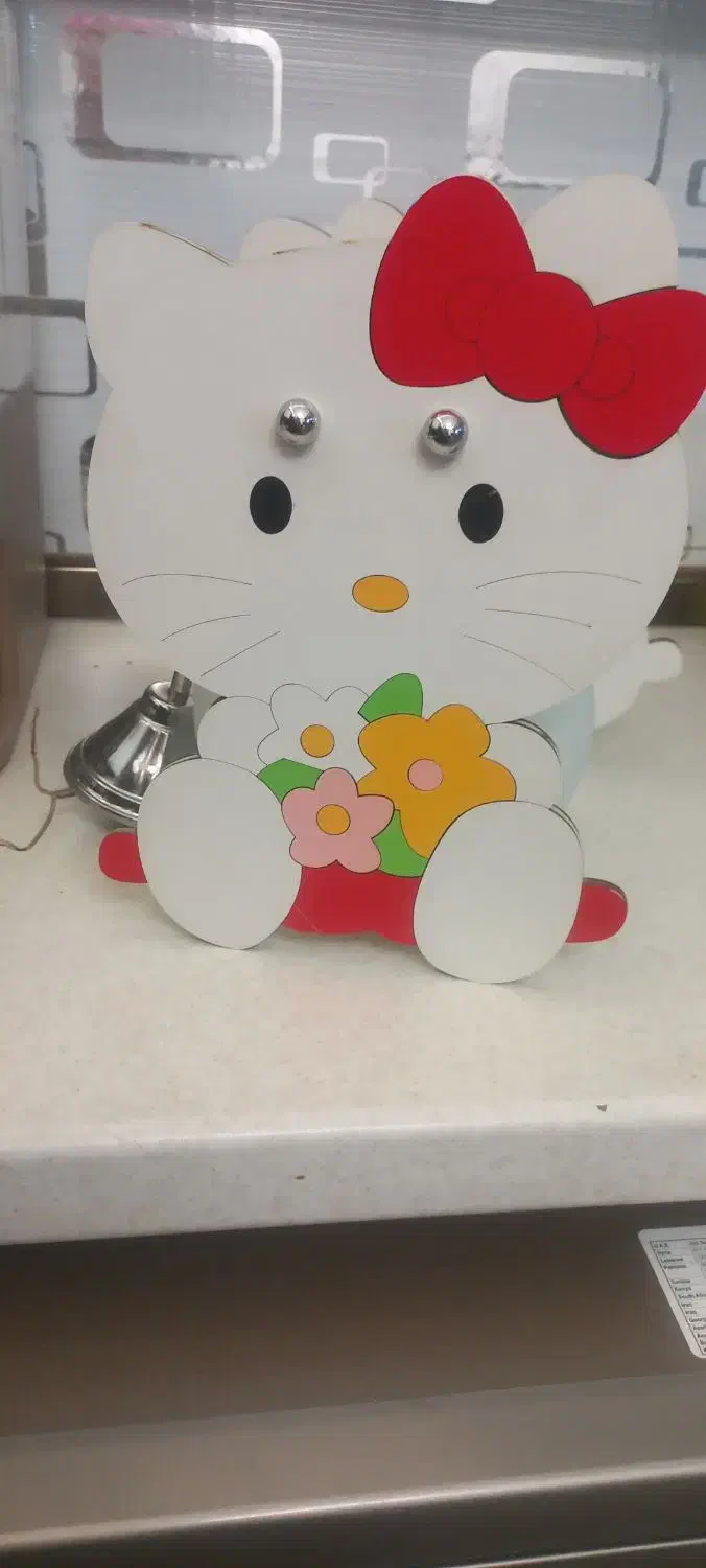 لوستر اتاق بچه.کاملا سالم وبدون هیچ مشکلی|لوستر و چراغ آویز|همدان, |دیوار