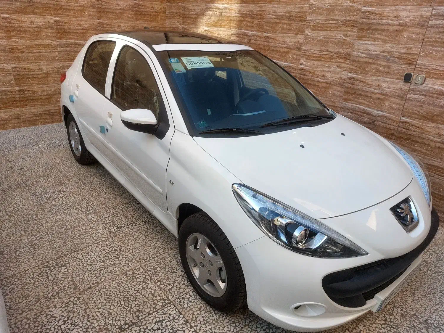 ۲۰۷صفروخشک پارانوما مدل ۱۴۰۴|خودرو سواری و وانت|شاهینشهر, شهرک گلدیس|دیوار