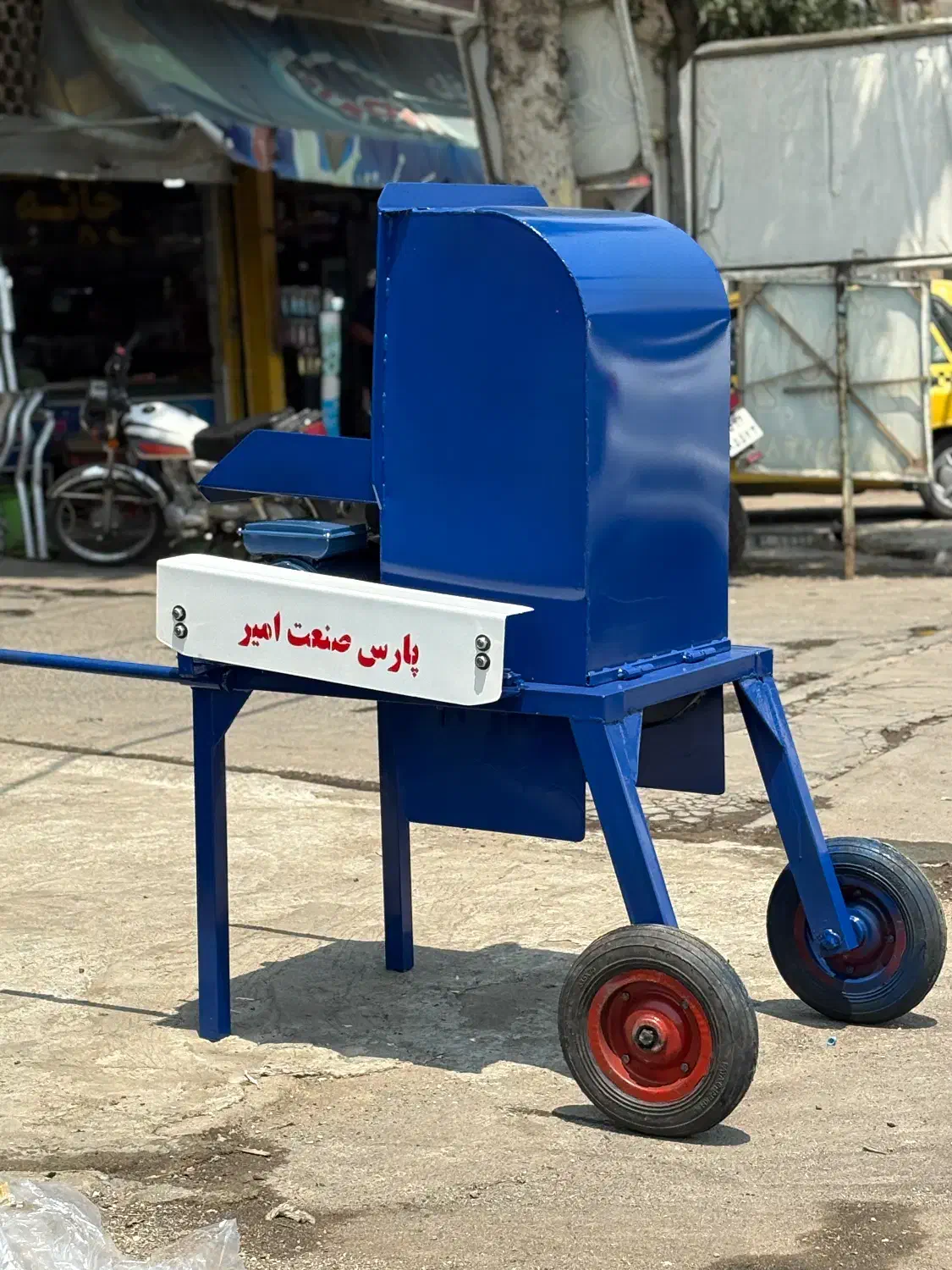 آسیاب‌ برقی علوفه خورد کن برقی جرثقیل پش تراکتوری|ماشین‌آلات صنعتی|ملایر, |دیوار