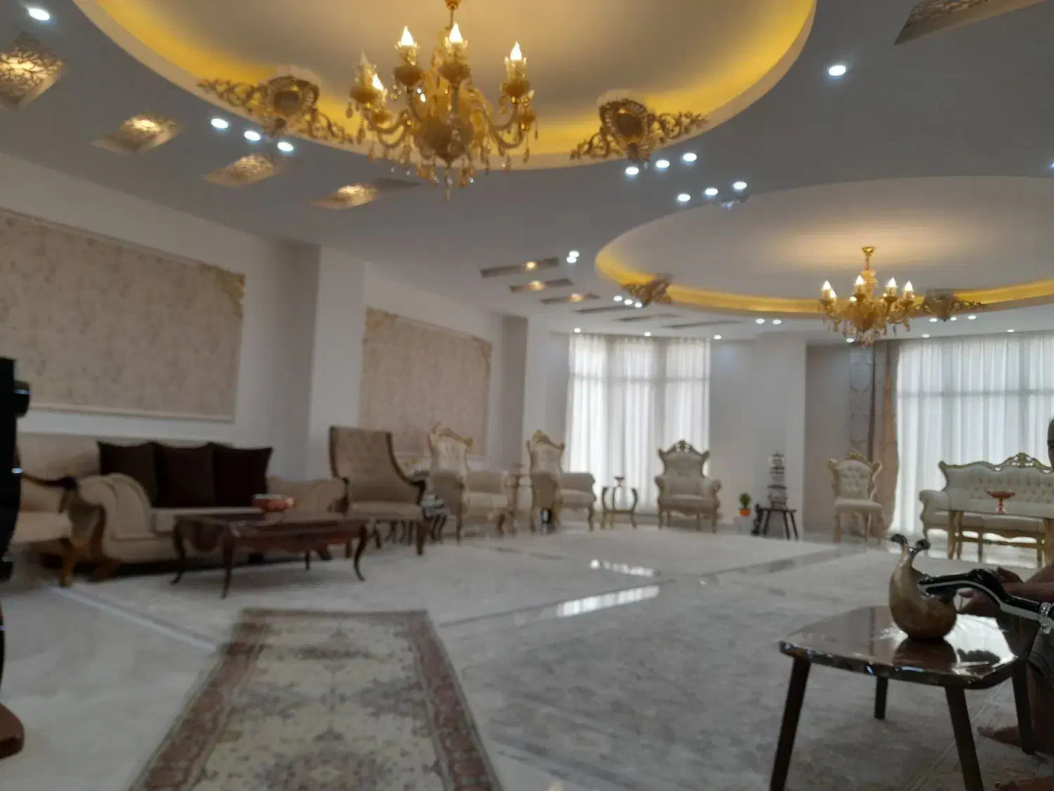 نصاب کاغذ دیواری و نقاشی ساختمان|خدمات پیشه و مهارت|تهران, ابوذر|دیوار