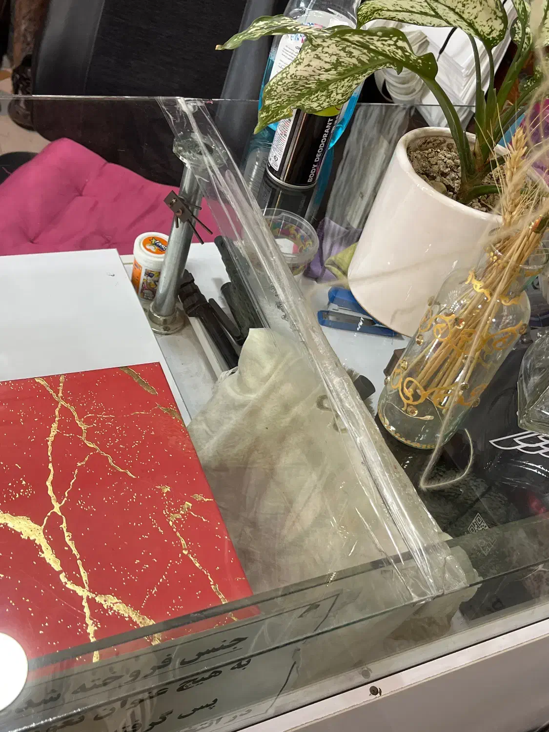 میز پیشخوان ویترین دار|فروشگاه و مغازه|فولادشهر, B4|دیوار