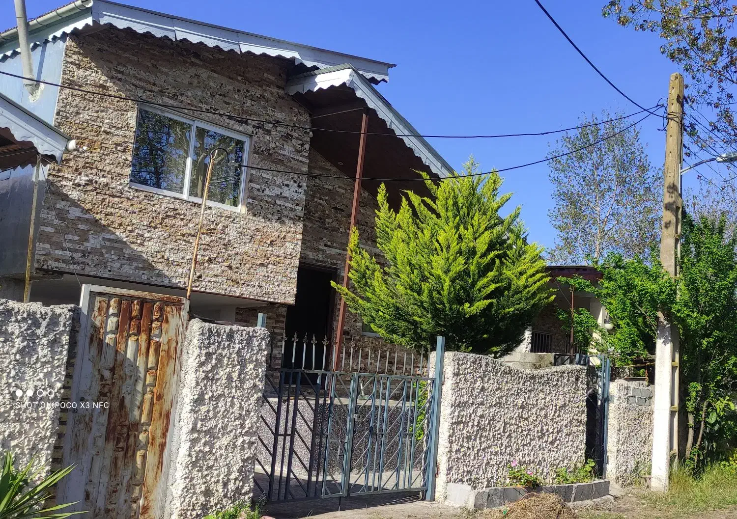 ویلاشهرکی ۲خواب همراه باسوئیت ۳۰ متری جدا در حیاط|فروش خانه و ویلا|چاف و چمخاله, |دیوار