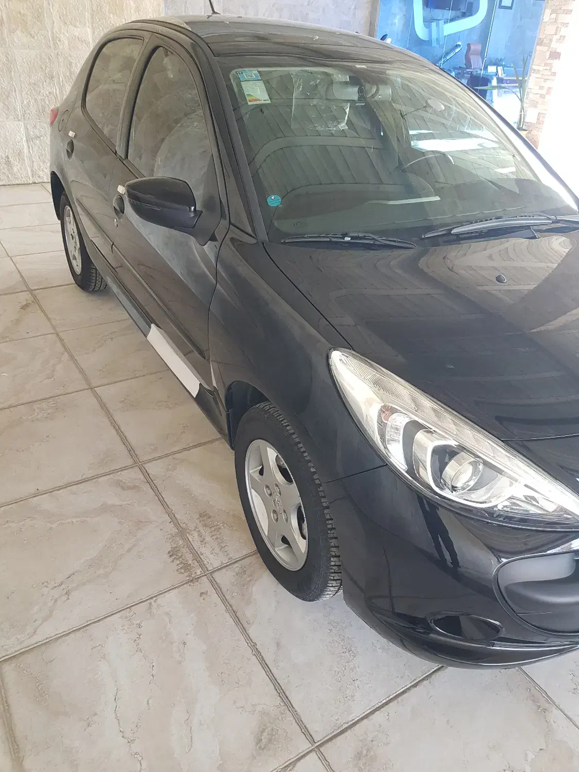 ۲۰۷ اتومات مدل ۴۰۳|خودرو سواری و وانت|شیراز, باغ تخت|دیوار